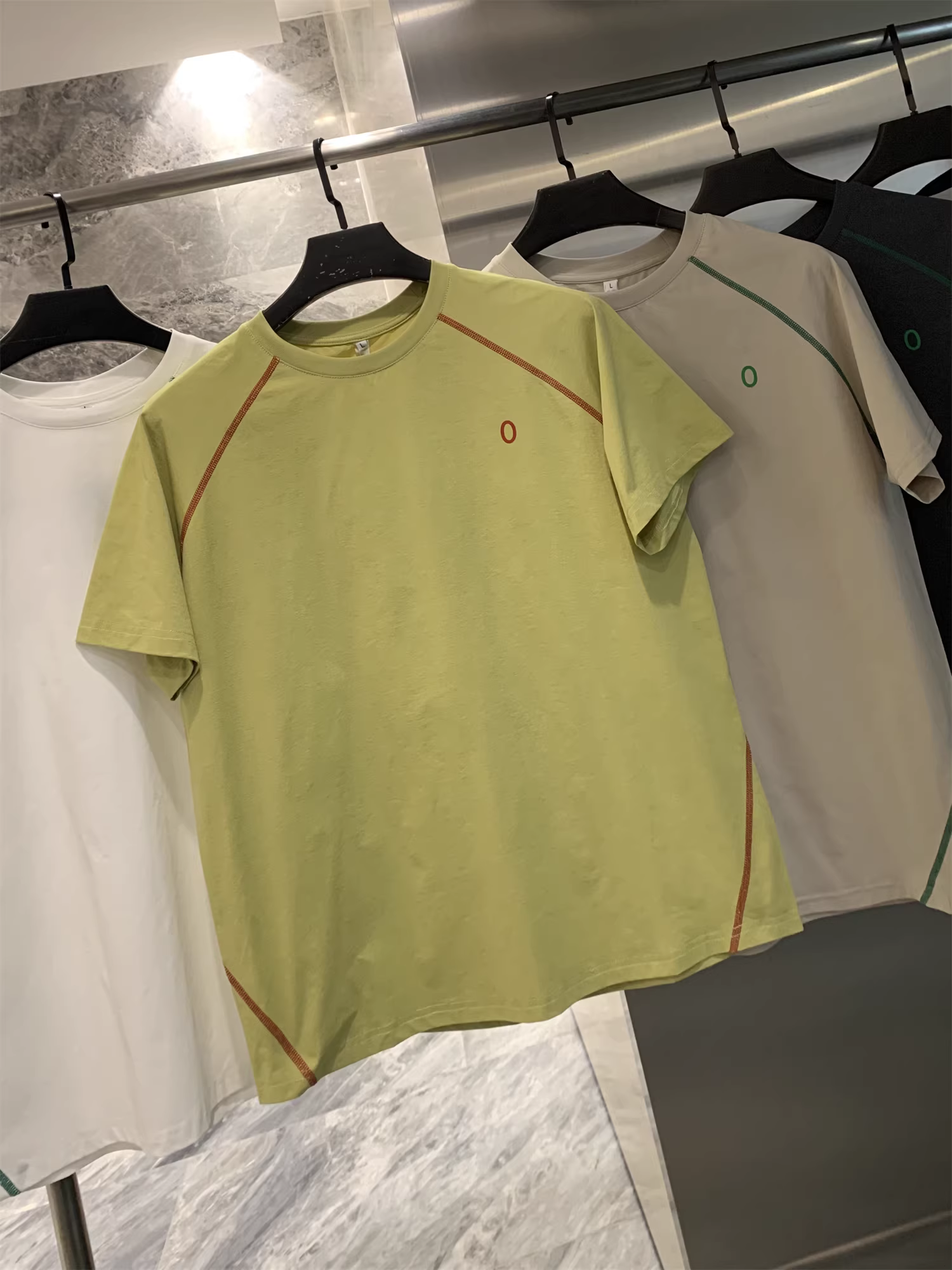 Chức năng của dòng sản phẩm Don Quixote Mountain! Unisex! Áo thun ngắn tay cổ tròn in họa tiết chắp vá ngoài trời.