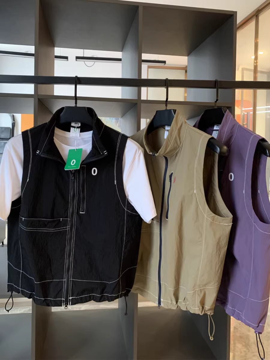 Đơn đặt hàng của công ty Don Quixote ODM! Áo ghi lê nam mùa hè, nhẹ, bền, không thấm nước, thoáng khí, kiểu cổ đứng.