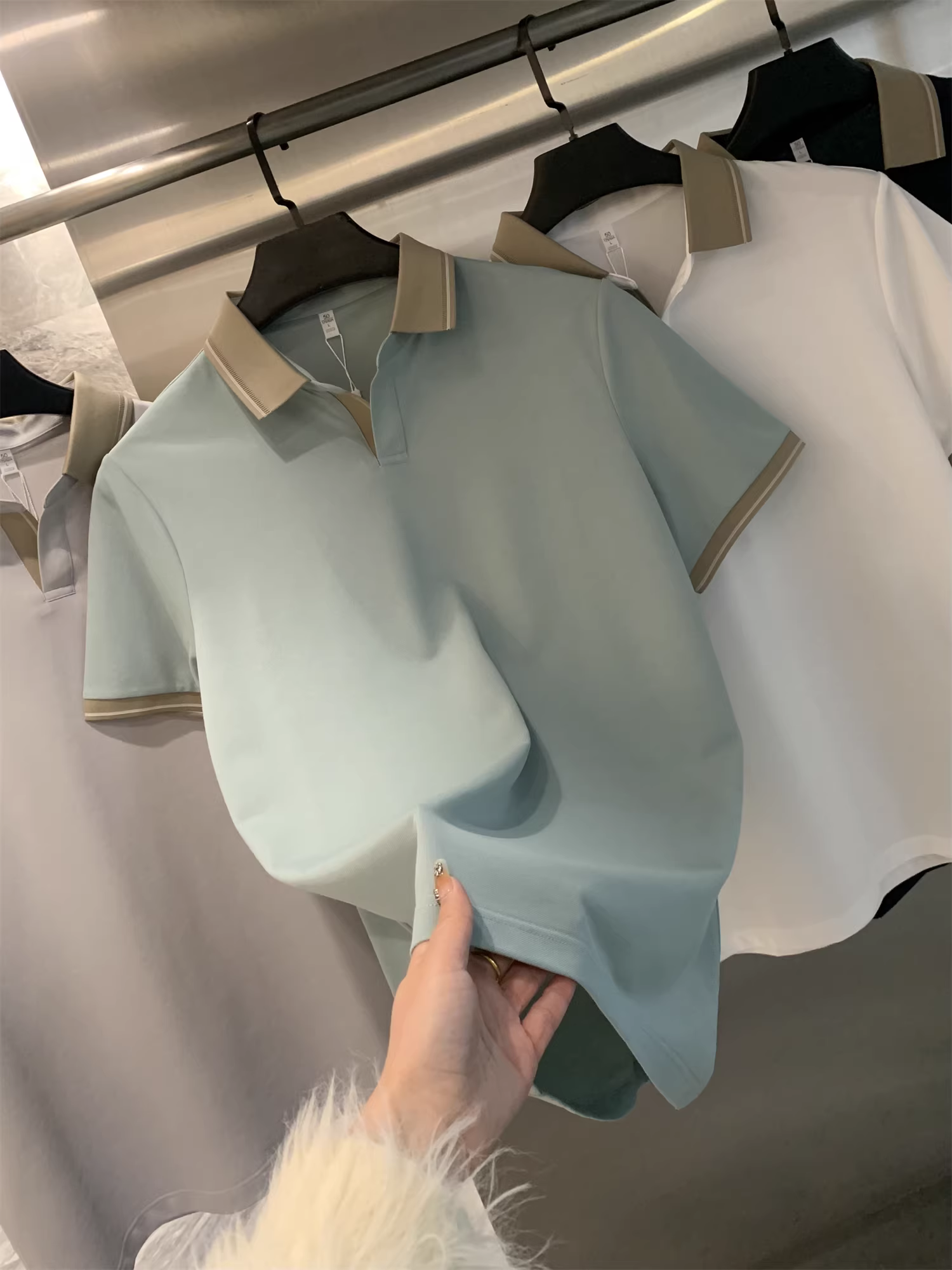 Lợi ích của người hâm mộ Don Quixote! Áo sơ mi POLO ngắn tay mùa hè bằng vải lanh acetate, tơ tằm dệt kim, tinh tế và thoáng khí dành cho nam giới.