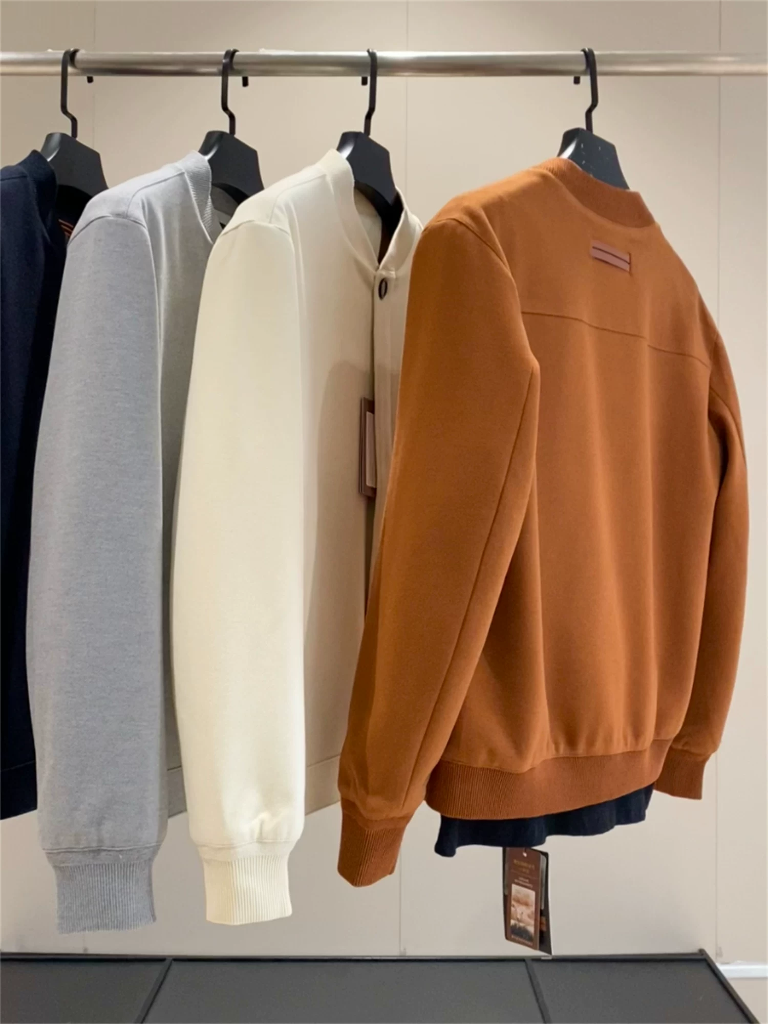 Áo khoác nam mùa thu đông chất liệu len acetate Don Quixote và tơ tằm! Mềm mại và co giãn! Áo dày dặn.