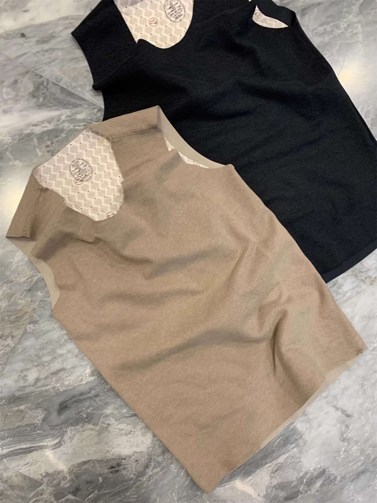 Don Quixote 100% chất liệu len cừu! Lót lông cừu giữ nhiệt và ấm áp! Áo lót giữ nhiệt mùa đông cho nam.