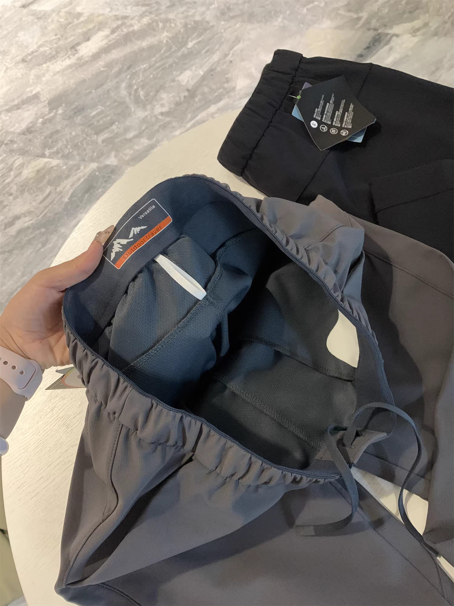 Phong cách Don Quixote! May đo 3D! Quần thể thao nam chất liệu chống thấm, nhanh khô, màu trơn, dáng thẳng, phong cách thường ngày.