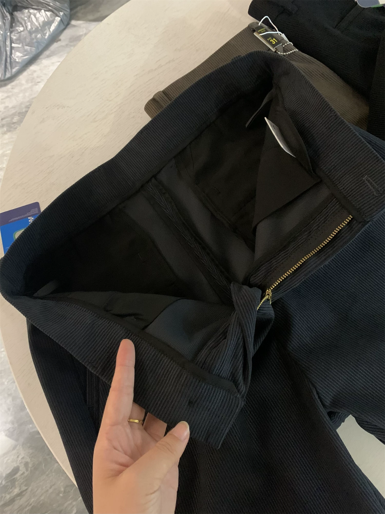 Dòng sản phẩm Don Quixote! Chất liệu dệt kim có gân! Quần âu nam thời trang đa năng, dáng thẳng.