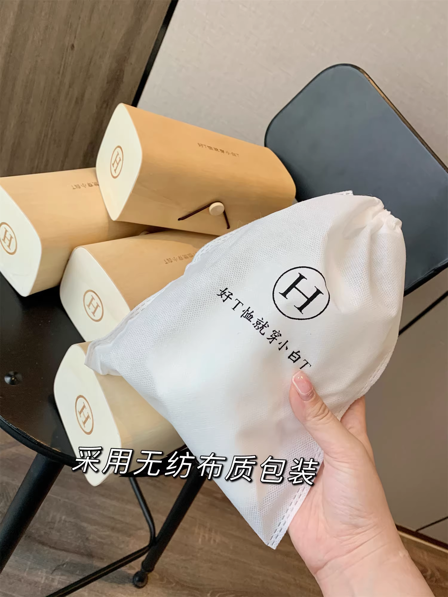 Đồ cần thiết mùa hè Don Quixote! Áo thun cotton oxy băng sợi đôi 40 sợi! Áo thun ngắn tay màu trơn cơ bản đa năng, dáng rộng dành cho nam.