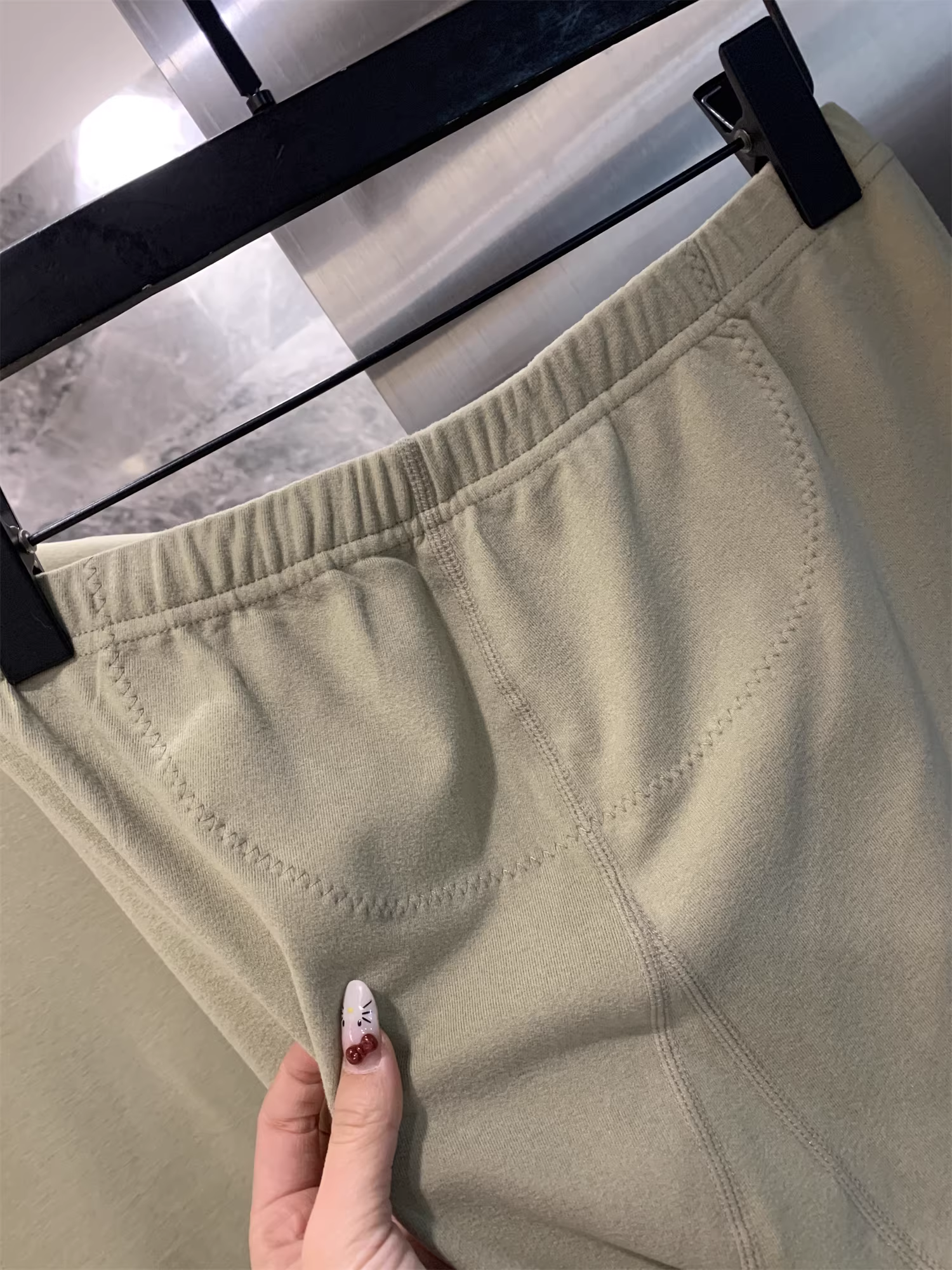 Don Quixote cá nhân rất khuyến khích! Bộ đồ lót mùa thu cổ tròn ấm áp bằng lụa tơ tằm + cashmere dành cho nam và nữ.