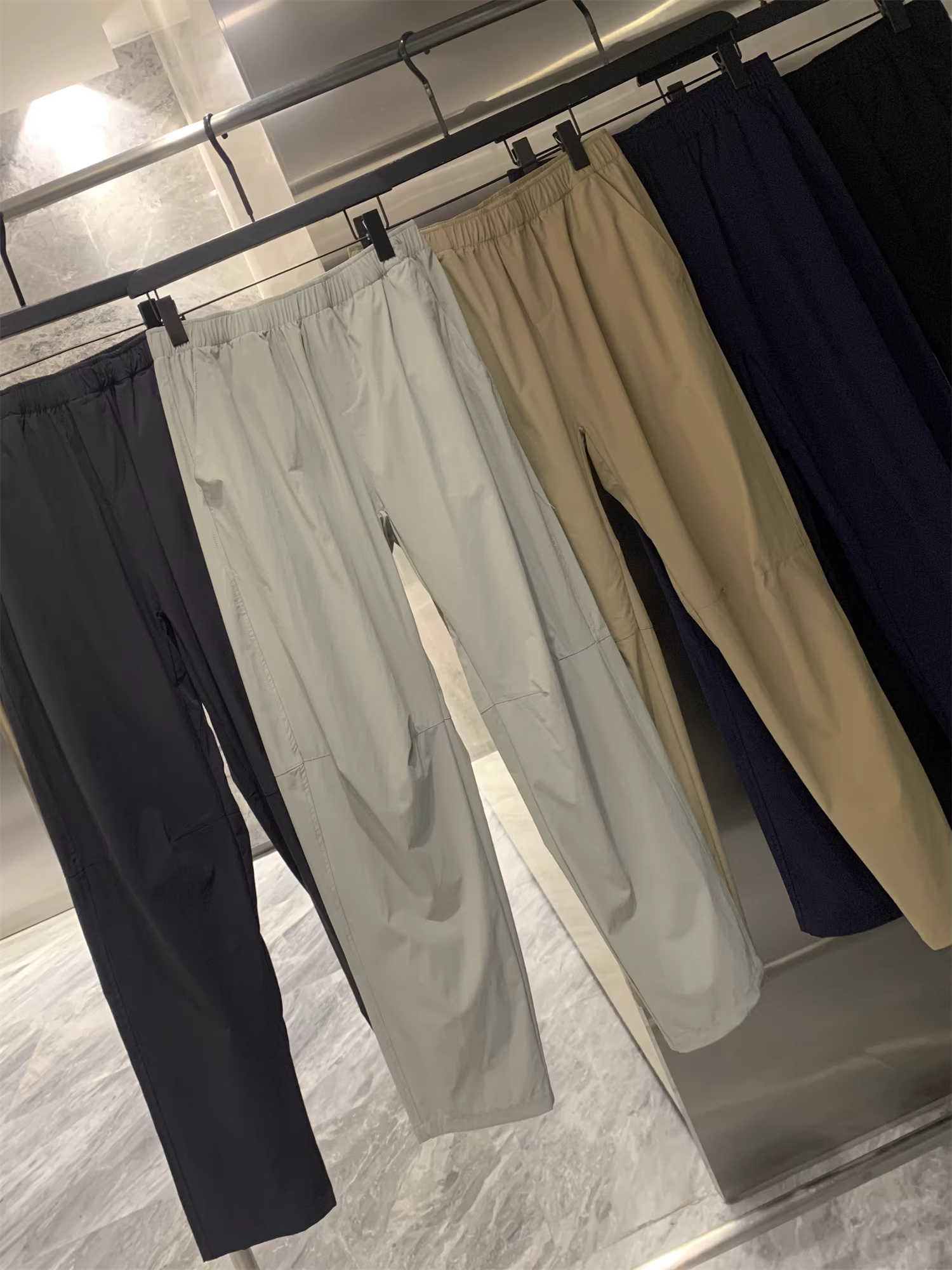 Dòng giải trí ngoài trời Don Quixote! Công nghệ nhẹ! Quần thường ngày có eo co giãn dành cho nam mùa hè