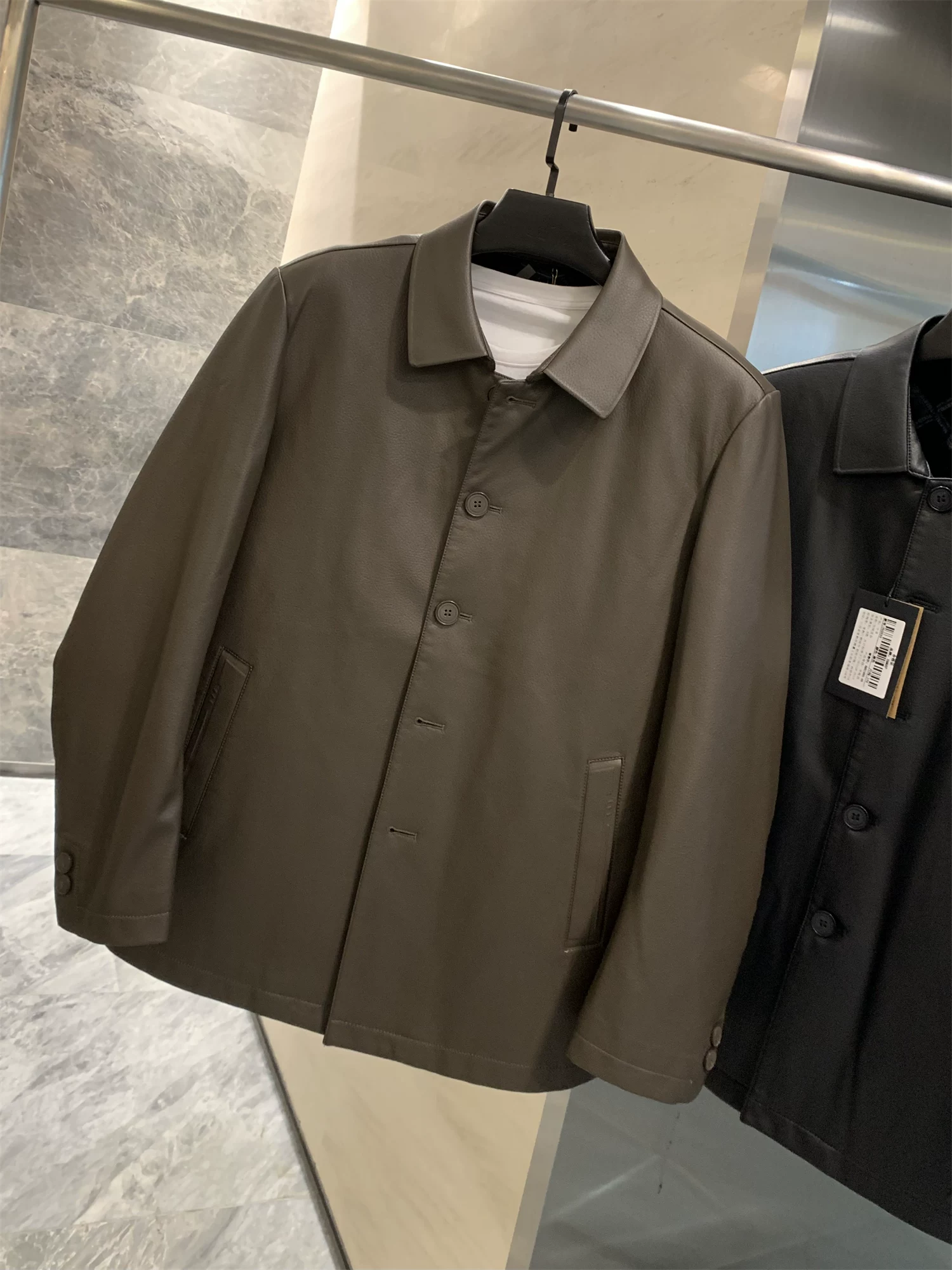 Da PU kiểu xe máy Don Quixote! Áo khoác có cổ dành cho nam giới, lót lông cừu, phong cách công sở giản dị, mùa thu đông.