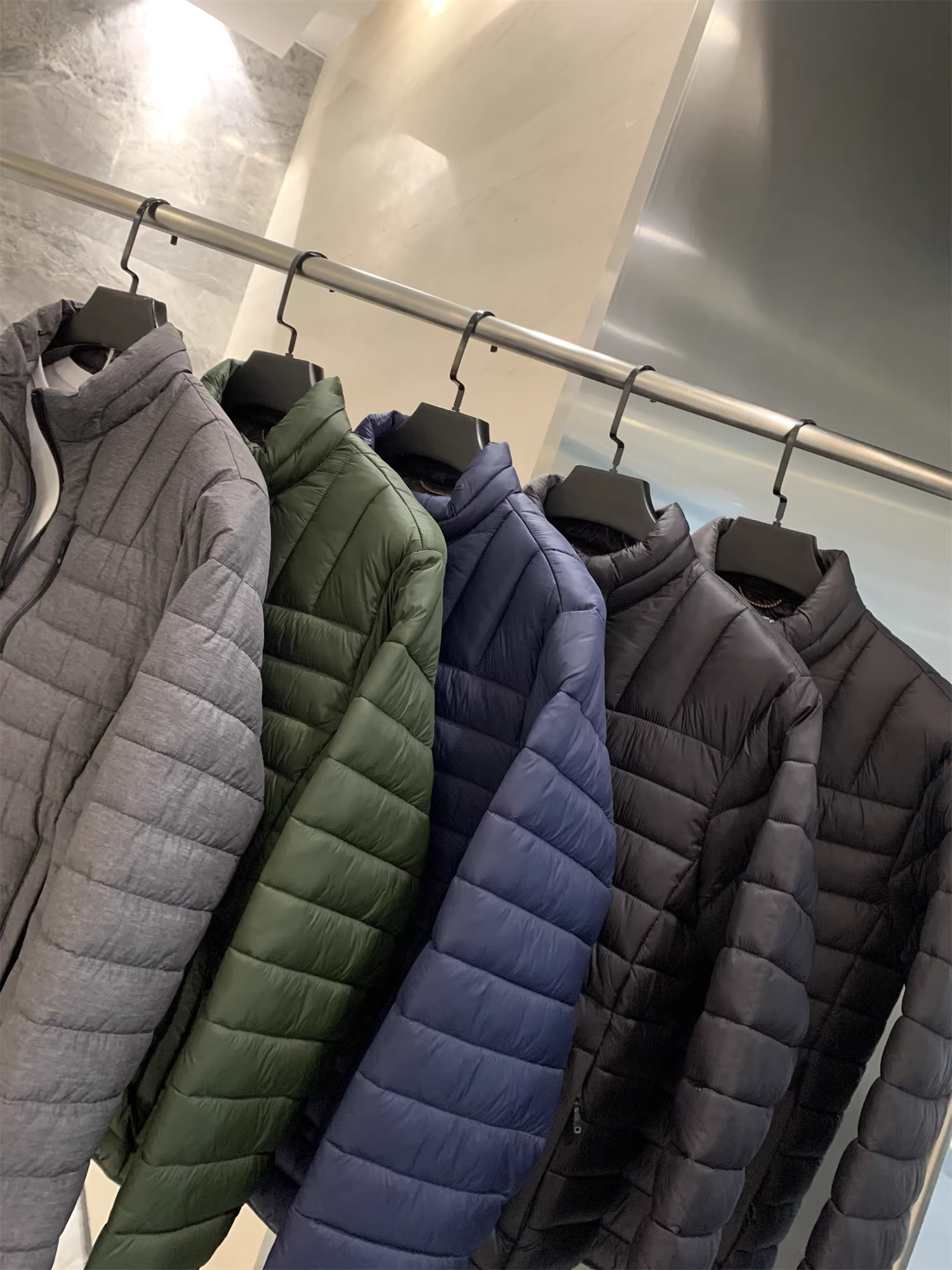 Don Quixote, chuyên gia về hoạt động ngoài trời! Chống thấm nước và ấm áp! Áo khoác cotton cổ đứng nhẹ, ấm áp mùa thu đông dành cho nam và nữ.