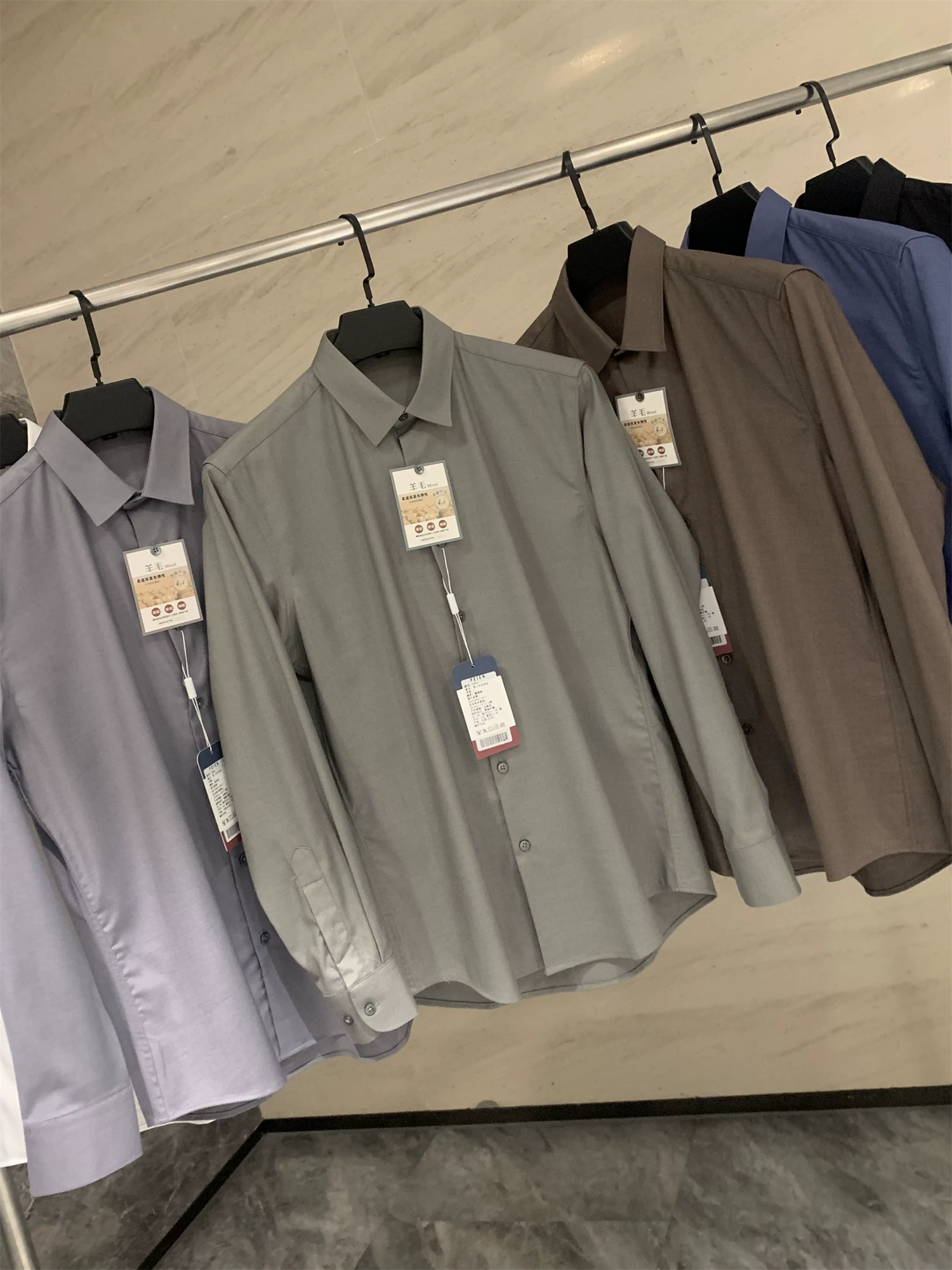 Don Quixote đến từ gia đình M! Len cừu + modal! Áo sơ mi nam cao cấp, chống nhăn, kiểu dáng thường ngày, tay dài.