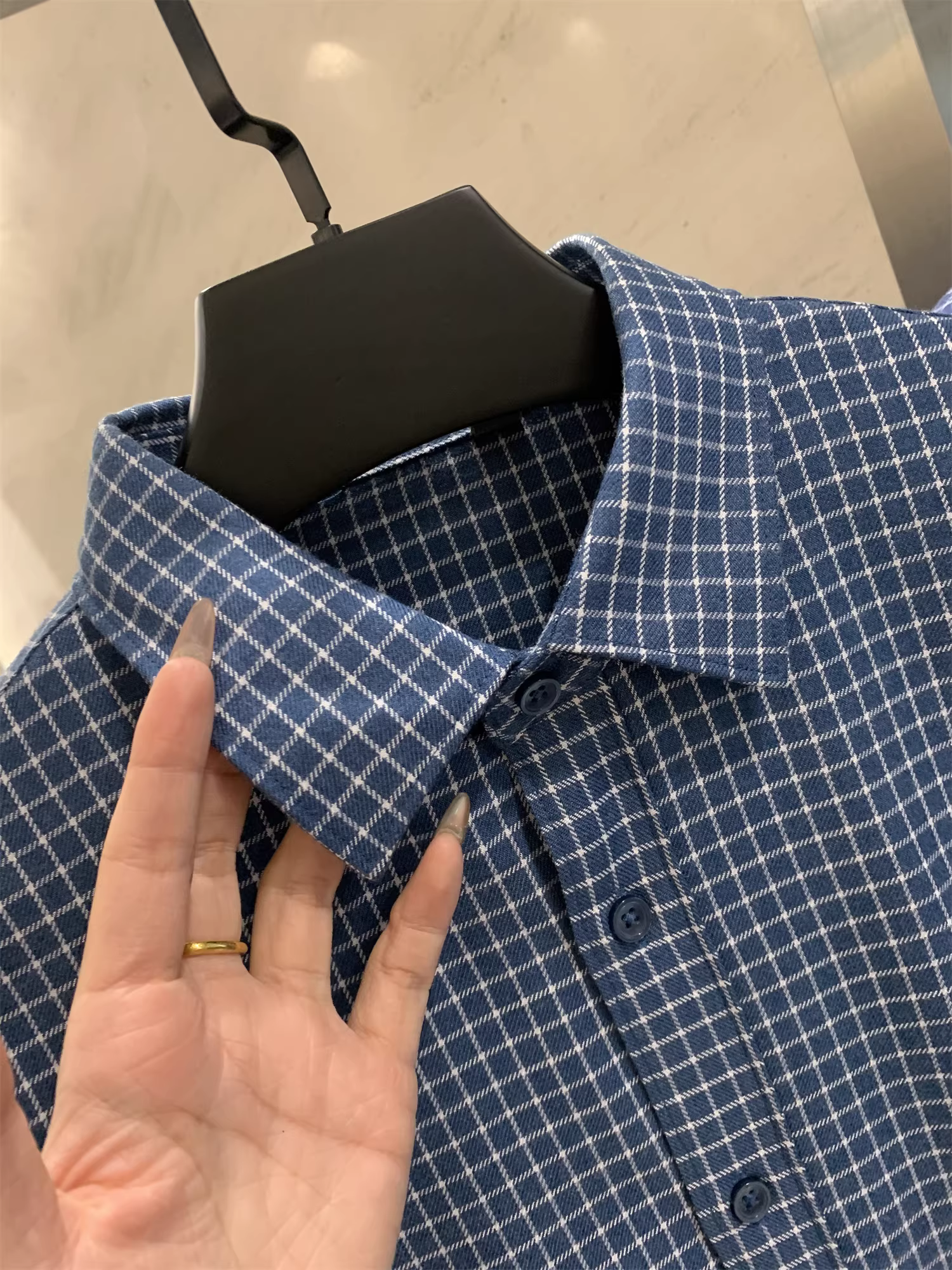 Phong cách Don Quixote! Vải chải kỹ hai mặt, đã qua xử lý giặt + lót lông cừu! Áo sơ mi nam mùa thu đông ấm áp, kiểu dáng thường ngày.