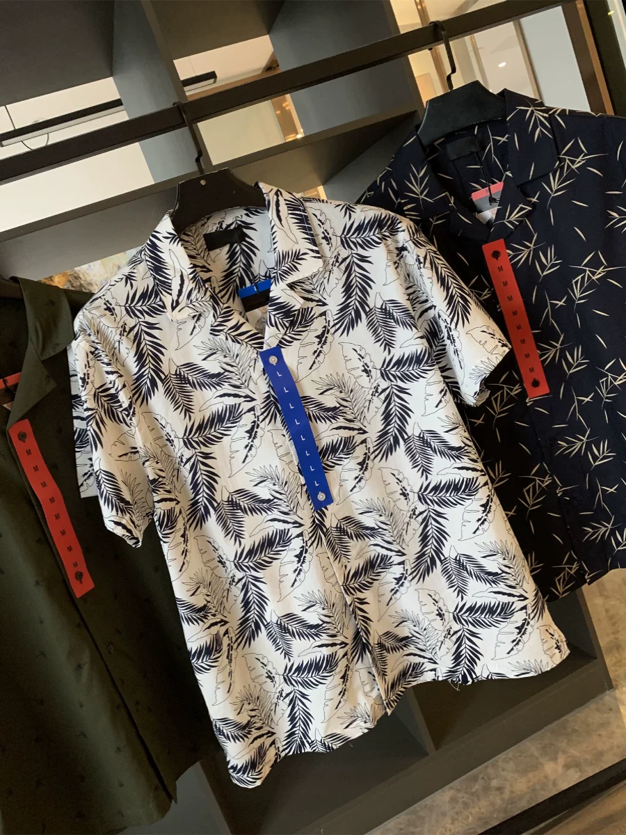 Don Quixote là thương hiệu hàng đầu của Bắc Mỹ! Áo sơ mi ngắn tay kiểu dáng giản dị, thoáng mát và thoáng khí dành cho nam giới mùa hè