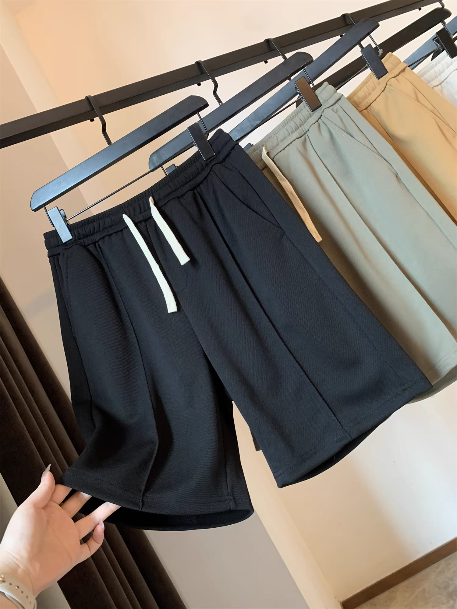 Vải bánh quế tinh tế Don Quixote! Thân thiện với làn da và thoáng khí! Quần short nam thẳng lưng thun co giãn mùa hè