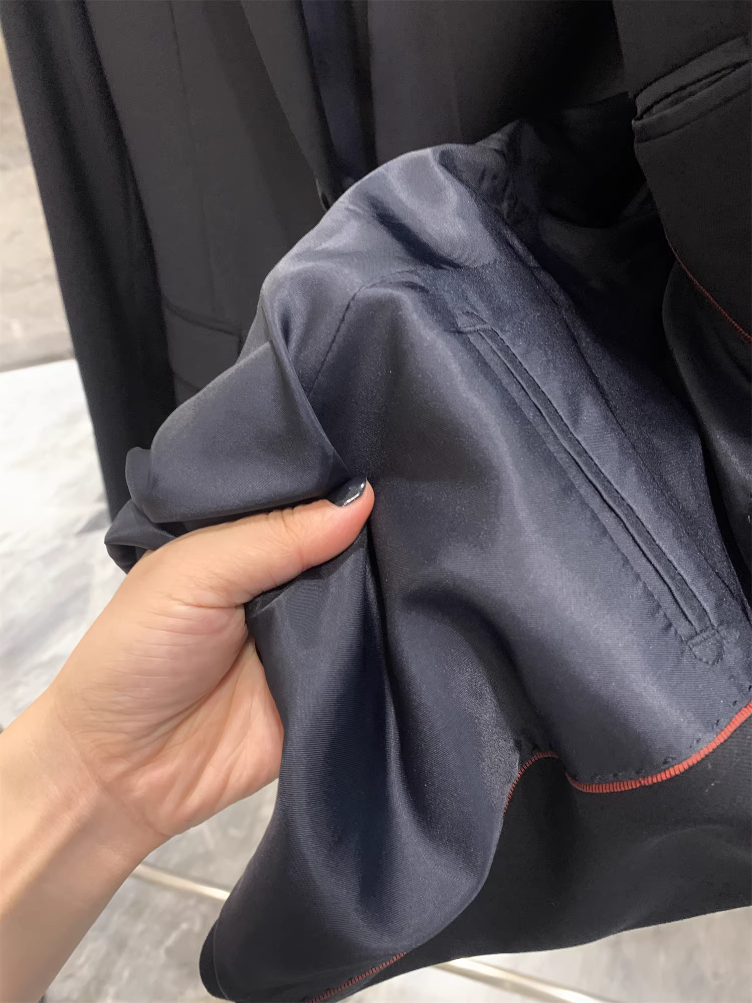 Don Quixote, một ngàn nhân dân tệ của sự sang trọng! Len cao cấp Super 120s! Vest nam cao cấp dành cho doanh nhân.