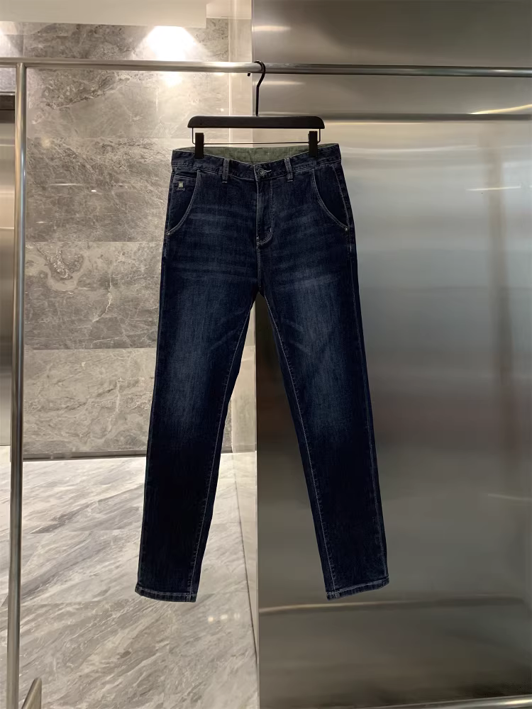 Don Quixote, món đồ không thể thiếu của người yêu thích denim! Quần jean cotton co giãn chất lượng cao! Thân thiện với da, mềm mại, thanh lịch, quần jean nam phong cách thường ngày.