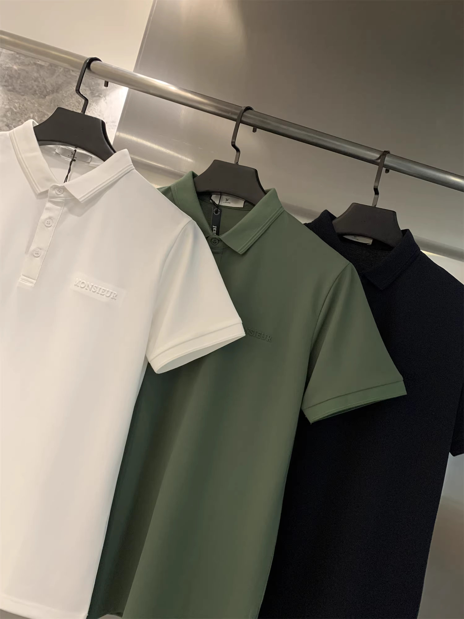 Don Quixote, chất lượng hàng đầu! Vải lưới pique cao cấp! Áo polo nam tay ngắn, cổ áo thêu chữ nổi.