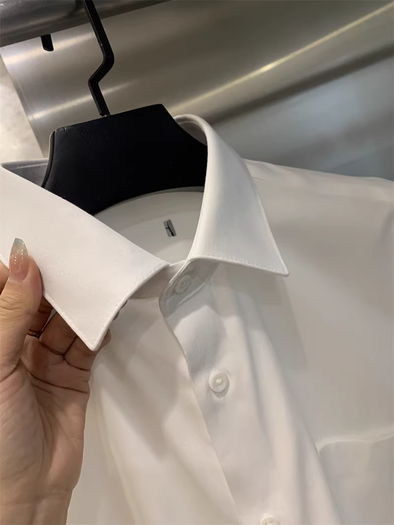 Ưu điểm của vải Lyocell Don Quixote! Mềm mại và thoáng khí! Áo sơ mi dài tay màu trơn, đa năng, phong cách thường ngày dành cho nam.