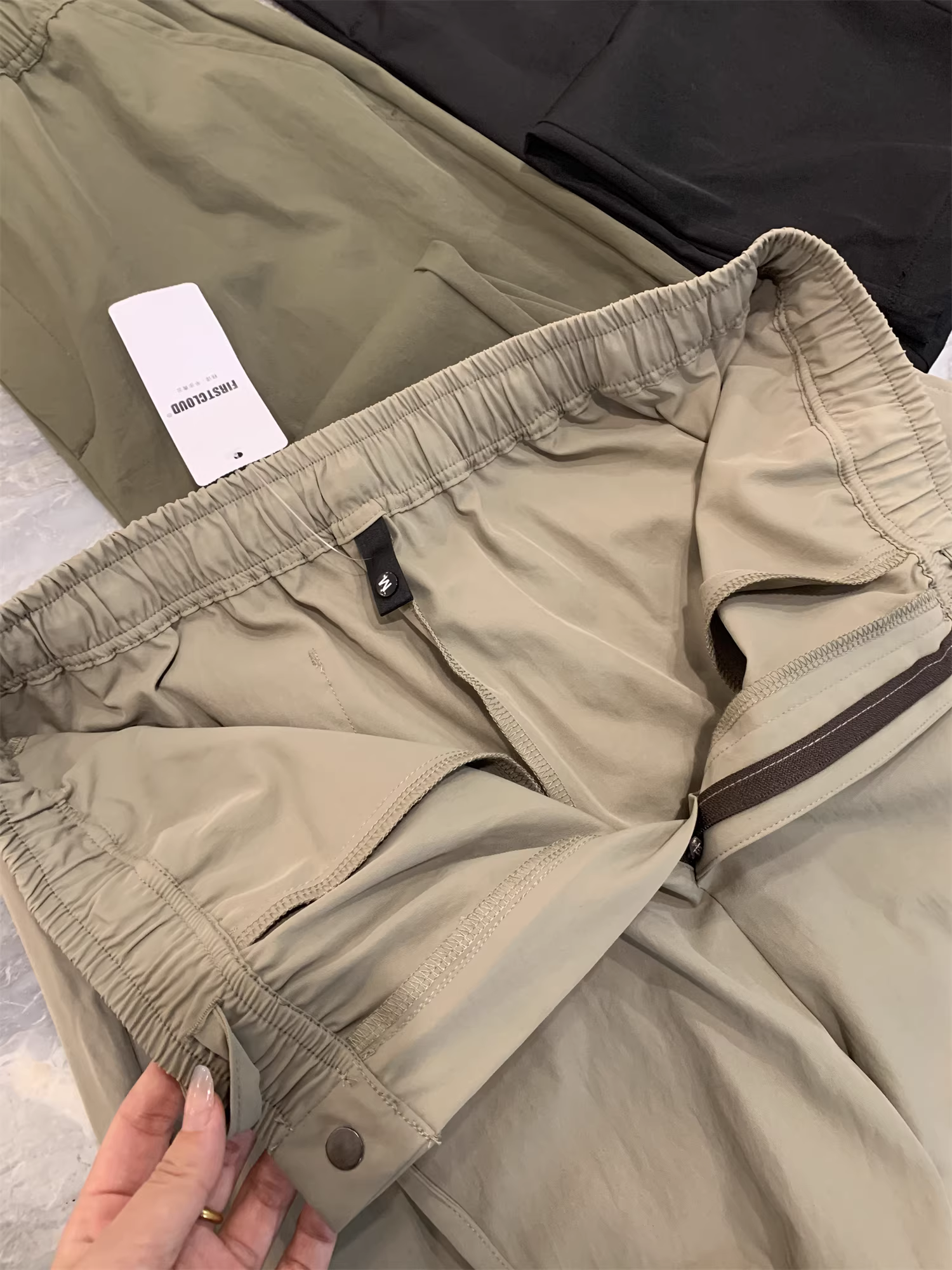 Quần áo Don Quixote siêu bền! Chất liệu vải cotton twill! Quần dài mùa xuân nhẹ, thoáng khí, dáng rộng, mặc thoải mái dành cho các cặp đôi.