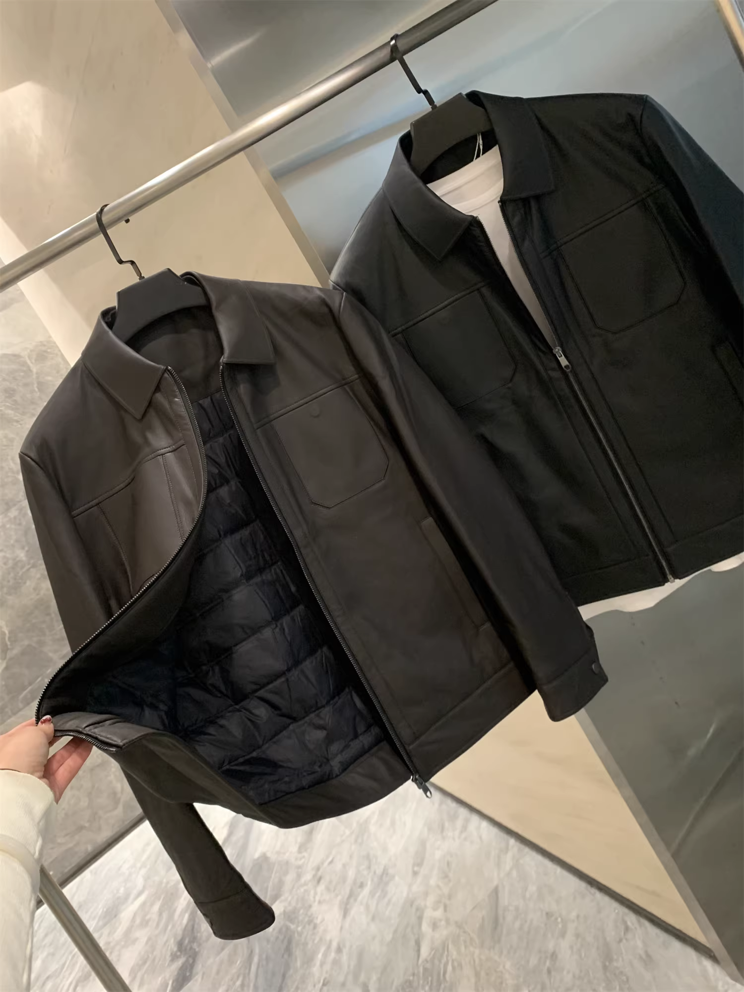 Don Quixote chất liệu da PU + lông ngỗng! Dày và ấm áp! Áo khoác da nam có cổ lật mùa đông.