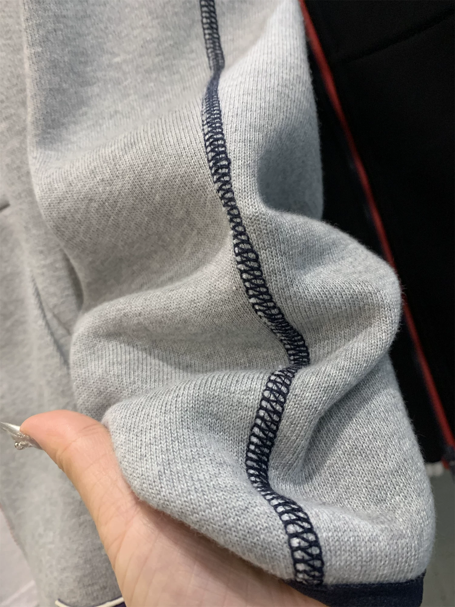 Dòng thiết kế Nhật Bản của Don Quixote! Chất liệu cotton đã qua xử lý! Áo khoác có mũ trùm đầu, khóa kéo, phối màu dành cho nam mùa xuân và mùa thu.