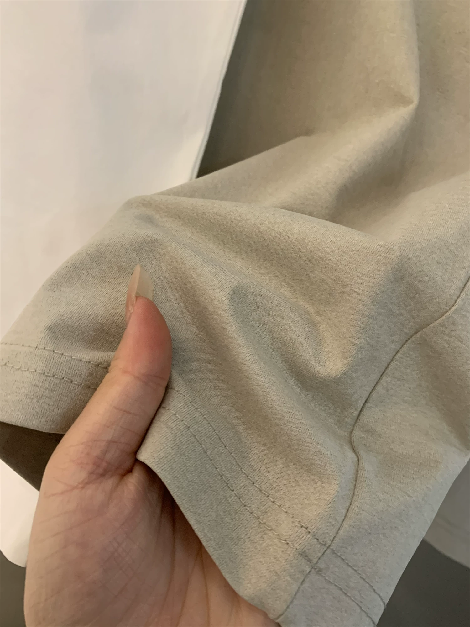 Áo Polo nam mùa hè chất liệu thoáng mát, kiểu dáng đơn giản, màu trơn, cổ trụ.