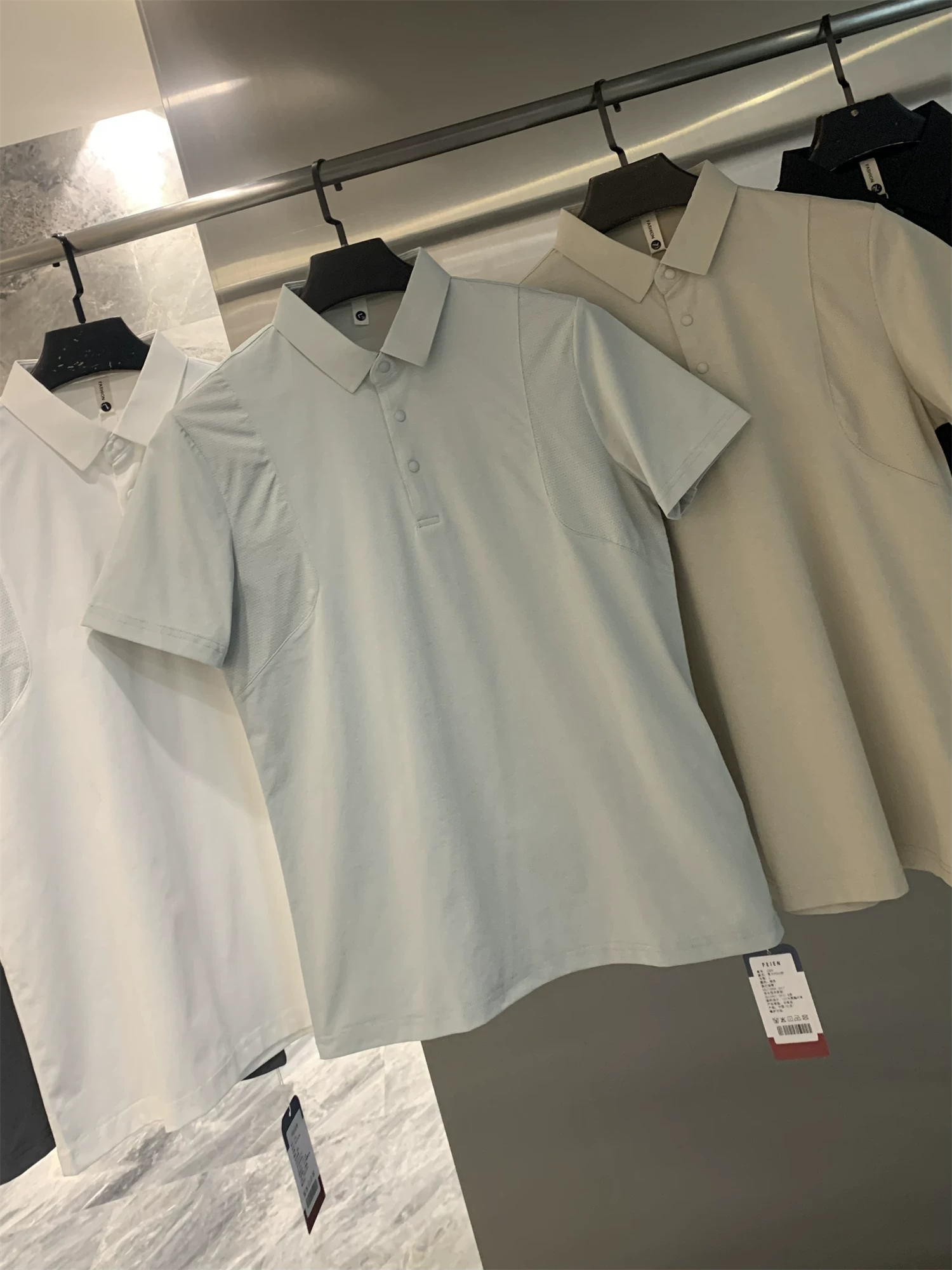 Áo Polo nam mùa hè chất liệu thoáng mát, kiểu dáng đơn giản, màu trơn, cổ trụ.