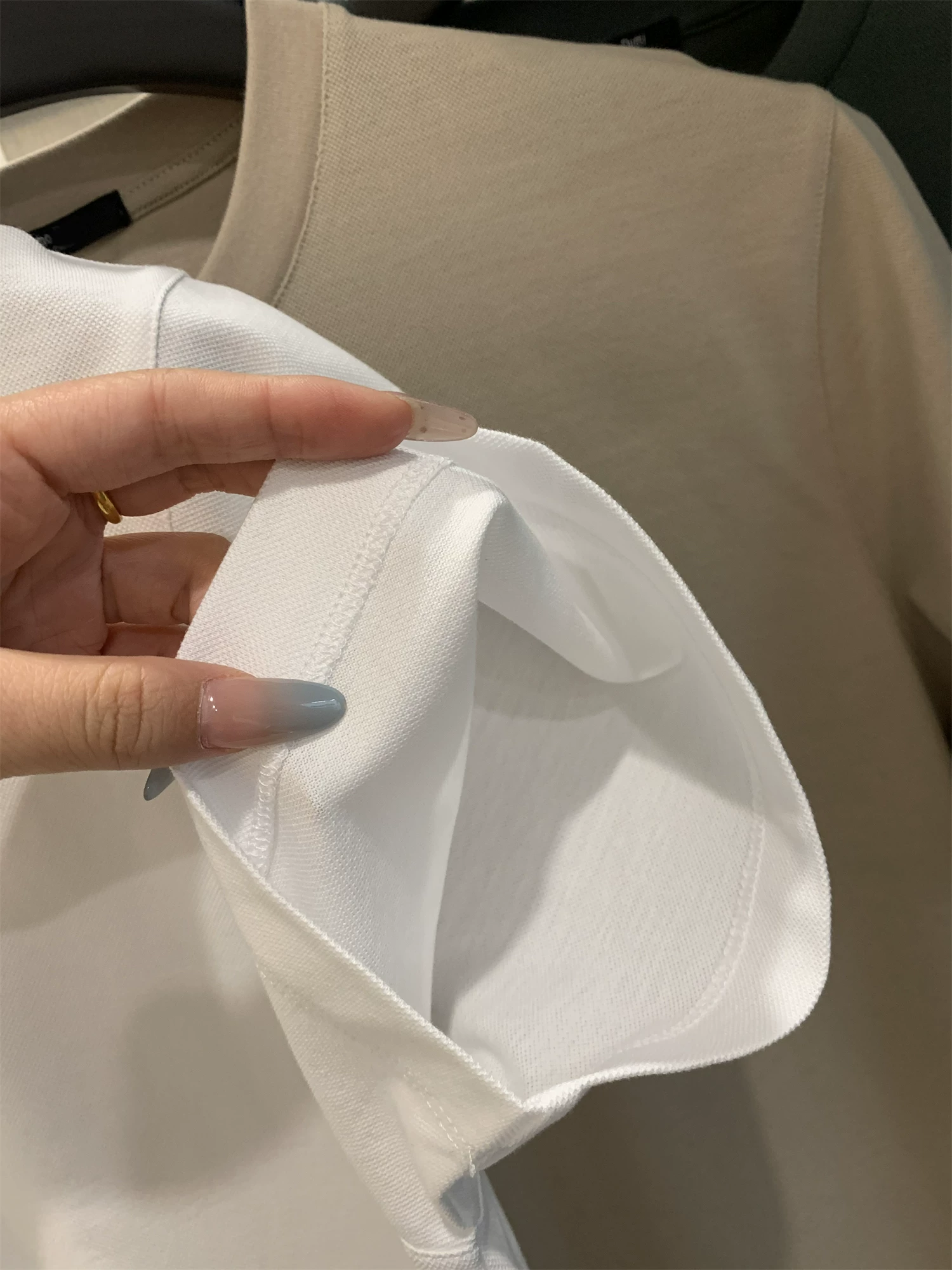 Don Quixote, đồ tuyệt vời này! Được làm từ chất liệu cotton nguyên chất! Áo thun nam ngắn tay màu trơn đa năng mùa hè, hợp thời trang.