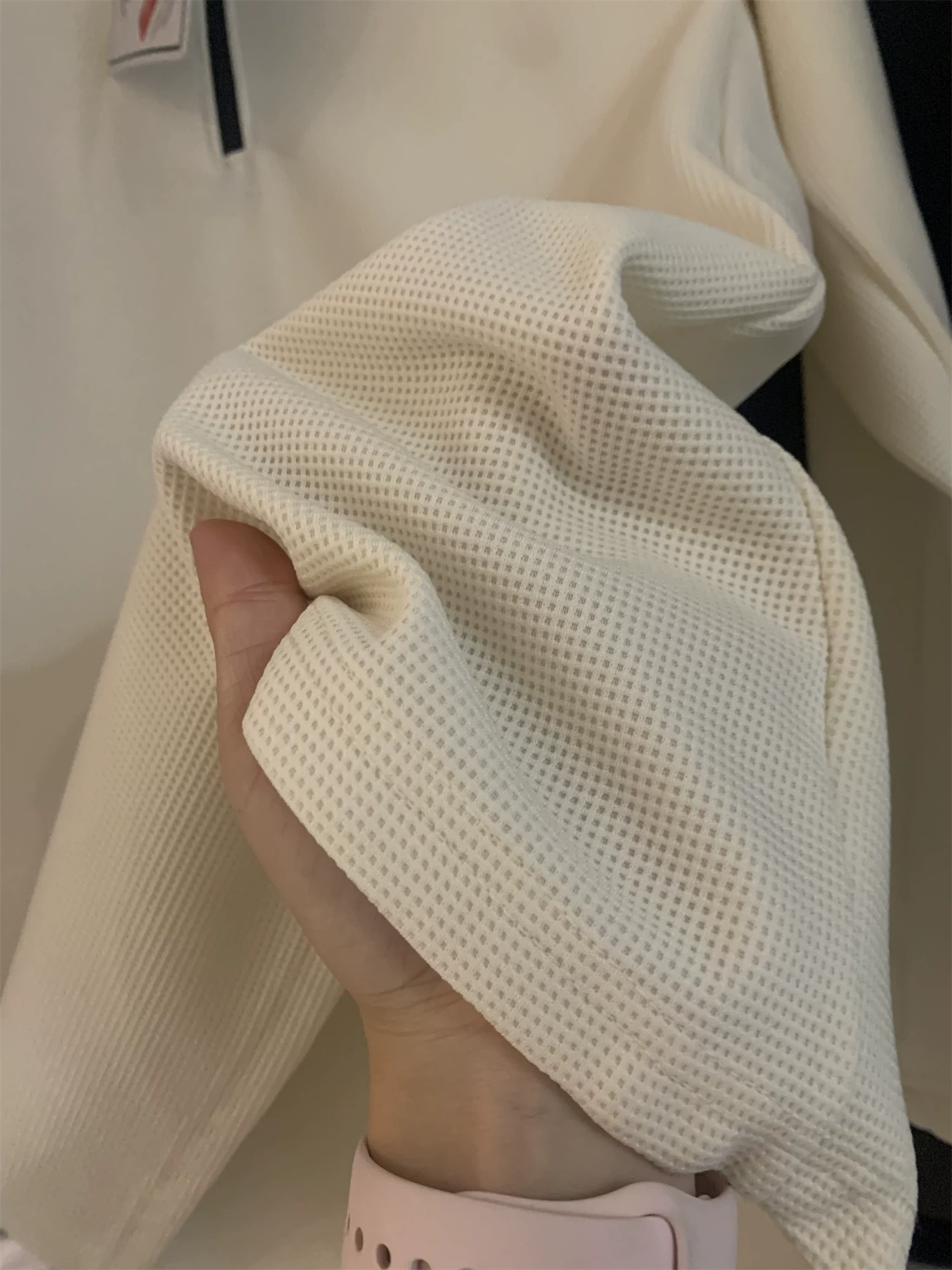 Don Quixote Dòng Áo Thể Thao Ngoài Trời! Nhanh khô và thoáng khí! Áo thun thể thao nam mùa thu, kiểu dáng casual, dài tay, nửa khóa kéo