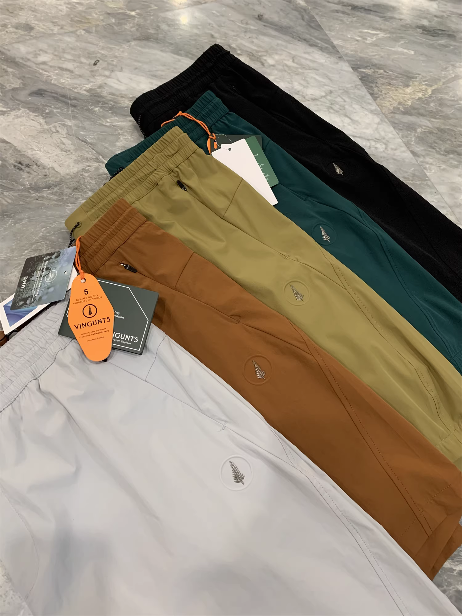 Don Quixote, yếu tố V châu Âu! Công nghệ đen như băng! Cắt ba chiều 3D! Quần short thể thao nhanh khô, dán ngoài trời.