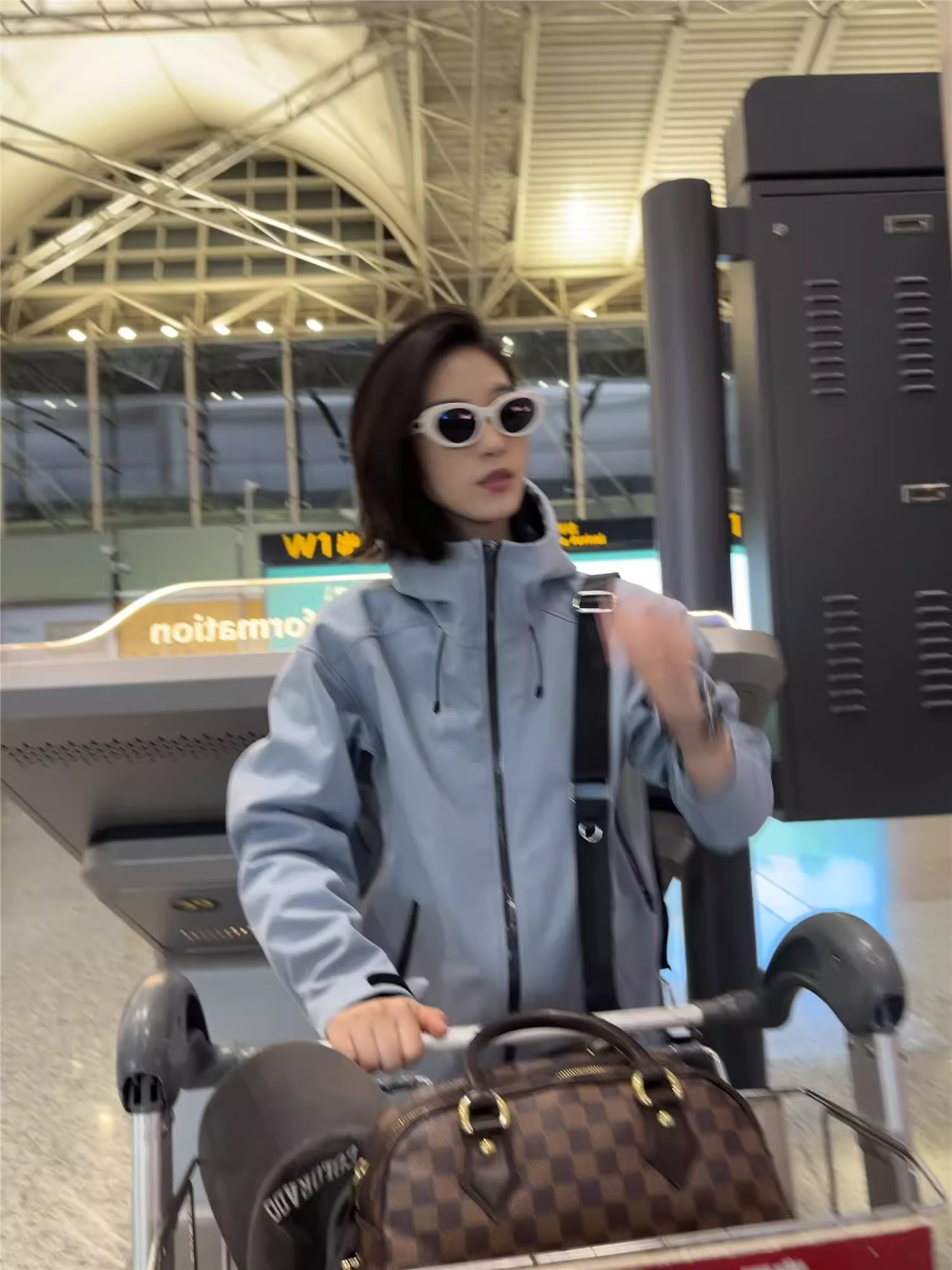 Don Quixote ban đầu được bán với giá 1680! Phim bom tấn năm mới! Áo khoác thường ngày chống gió và chống nước kiểu cặp đôi Niao GM.