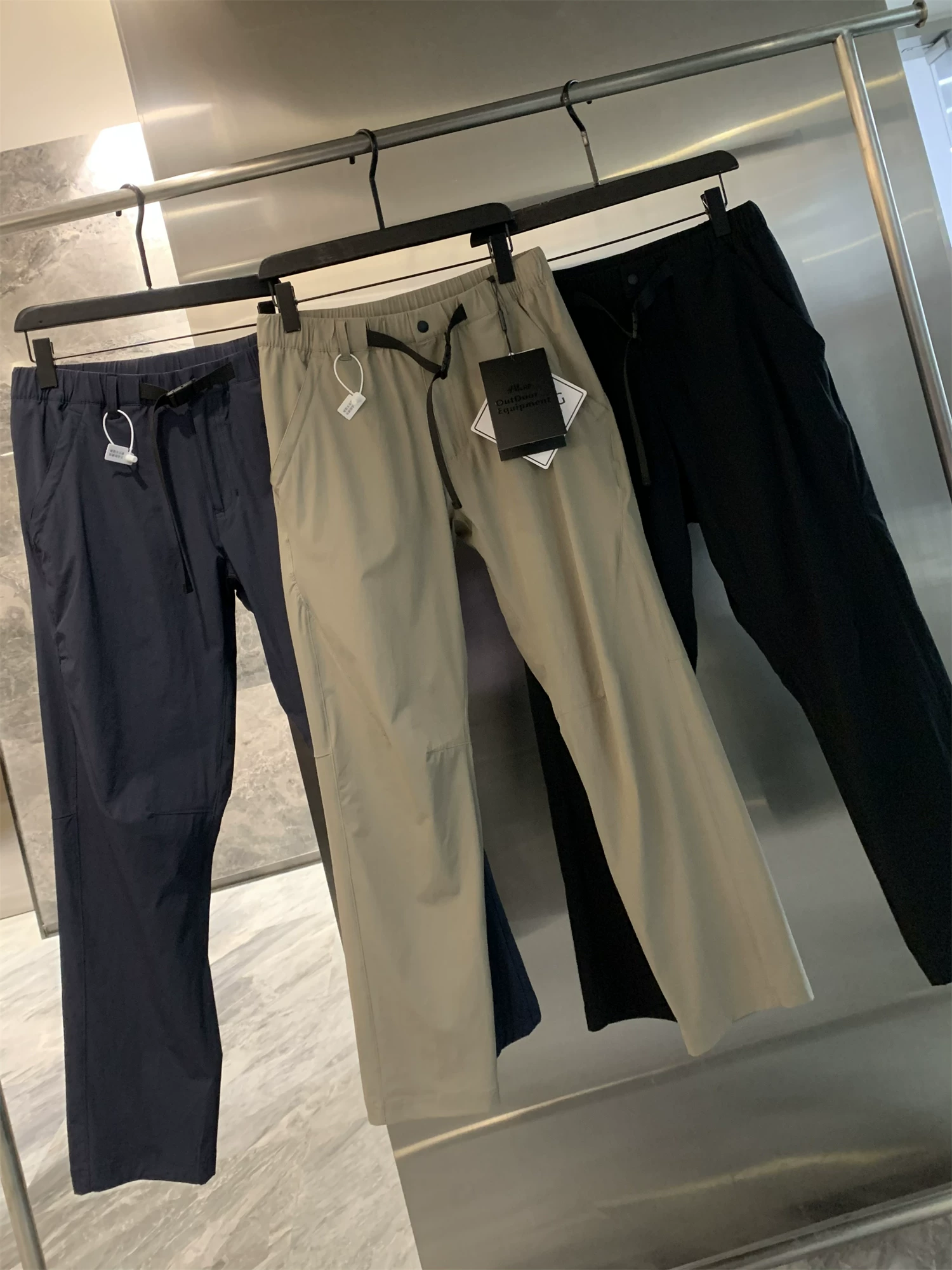 Chức năng ngoài trời của Don Quixote! Quần thể thao nam thoáng khí, nhanh khô mùa xuân hè, quần ống đứng, quần thường ngày