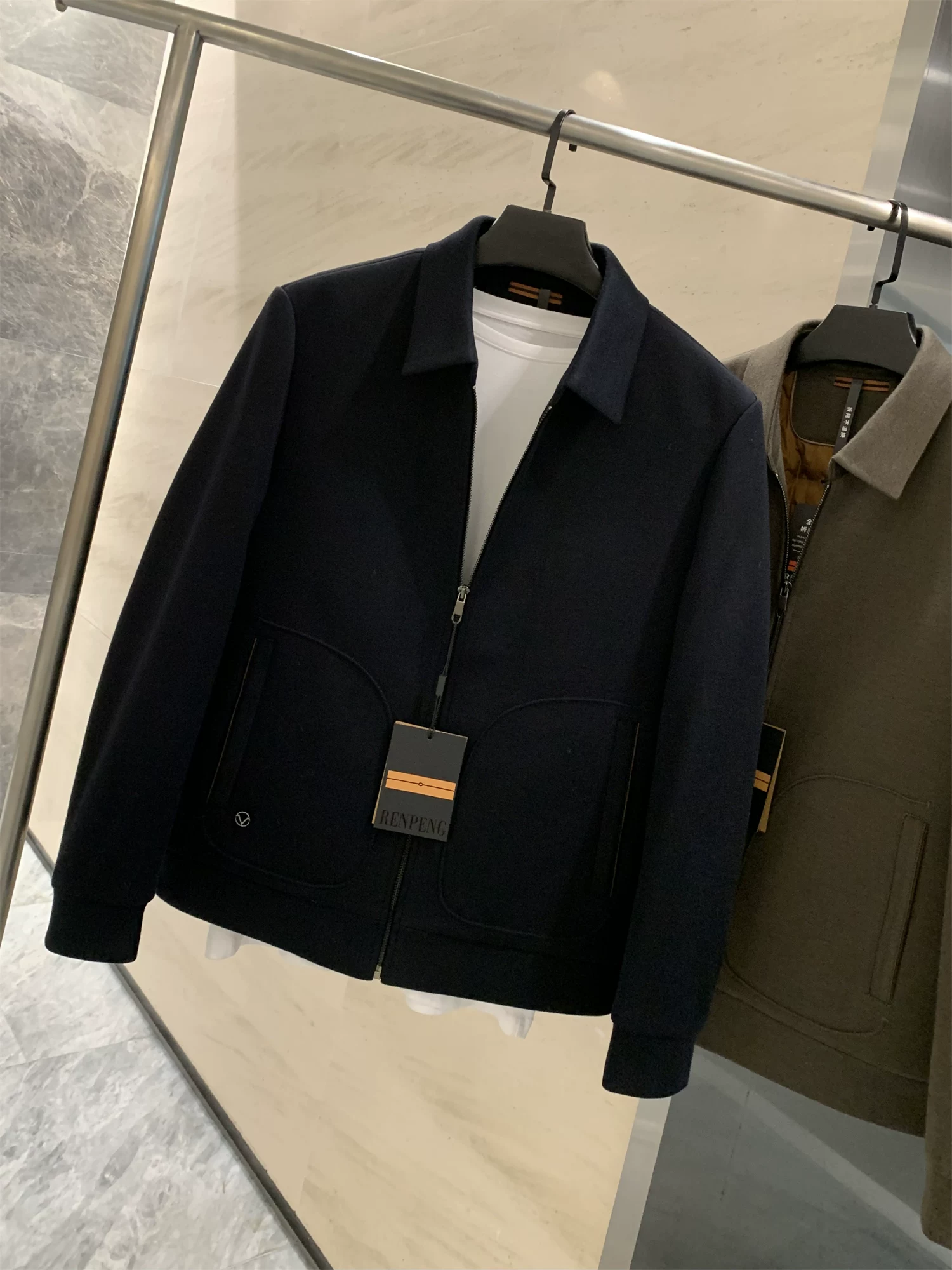 Áo khoác lông vũ nam Don Quixote dòng Z của Ý! Áo khoác mùa đông chất liệu len cừu dệt mịn + 90% lông ngỗng, kiểu dáng cổ điển, phong cách thường ngày.