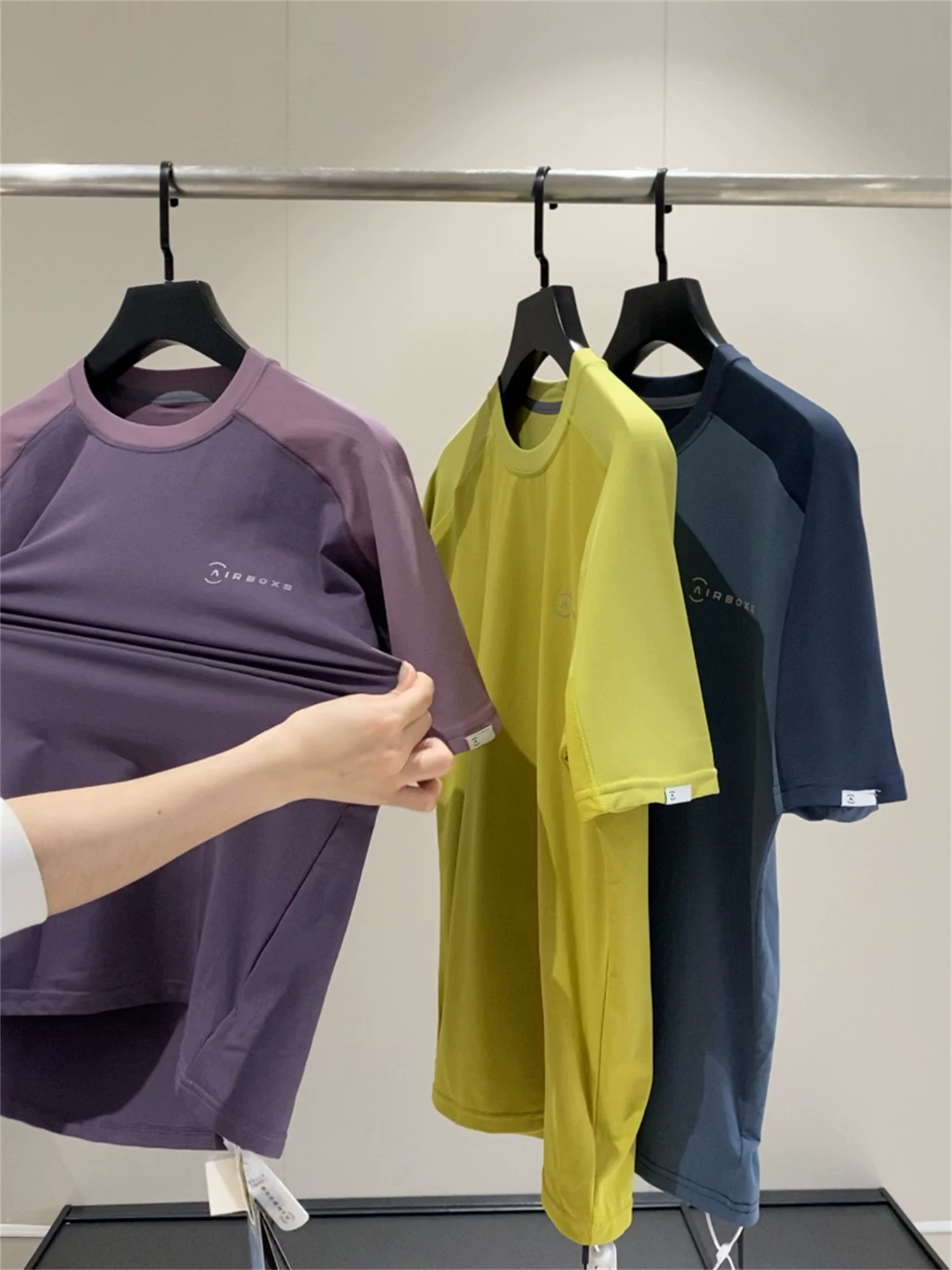 Áo thun thần thánh của Don Quixote! Chất liệu vải mát mẻ và sảng khoái! Áo thun ngắn tay nam mùa hè, thấm hút mồ hôi, thoáng khí, co giãn.