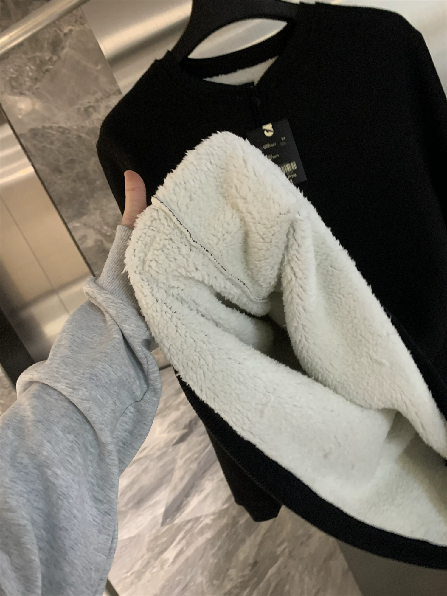 Don Quixote, hãy đi theo phong cách Mỹ! Áo len nam mùa thu đông chất liệu vải tổ ong, lót lông cừu, dày dặn, ấm áp, cổ Henry, kiểu dáng thời trang.