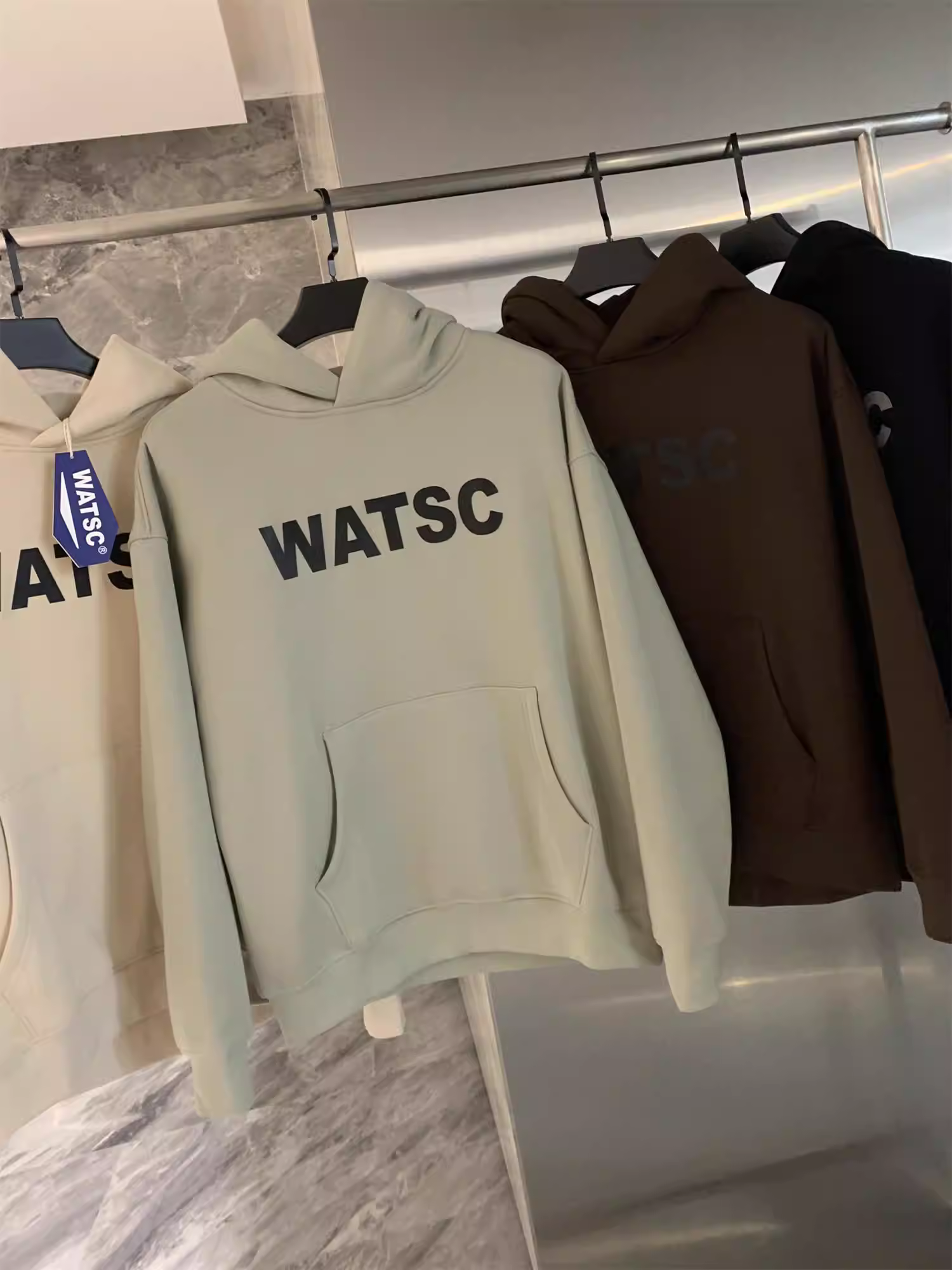 Phiên bản thiết kế Don Quixote! Áo hoodie nam có lớp lót lông cừu, dày dặn, mềm mại, kiểu dáng cơ bản, hợp thời trang, dành cho mùa thu đông.