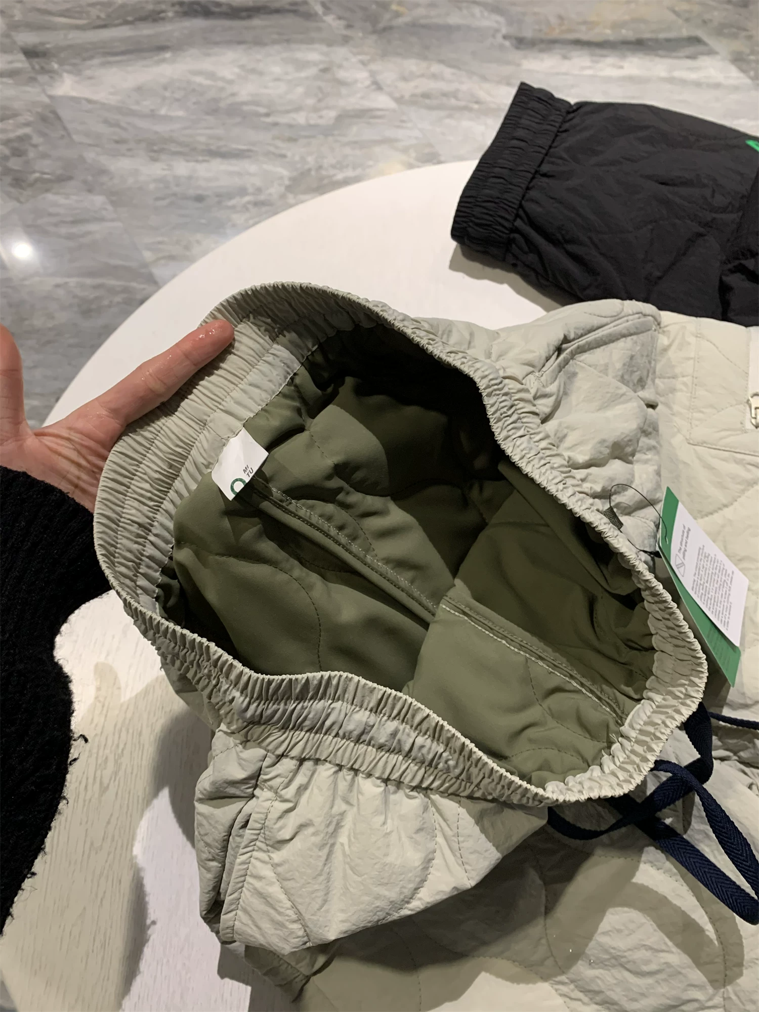 Phong cách Don Quixote, unisex! Sành điệu và thời trang! Quần thể thao mùa đông nam ngoài trời, có đệm ấm, kiểu dáng thường ngày.