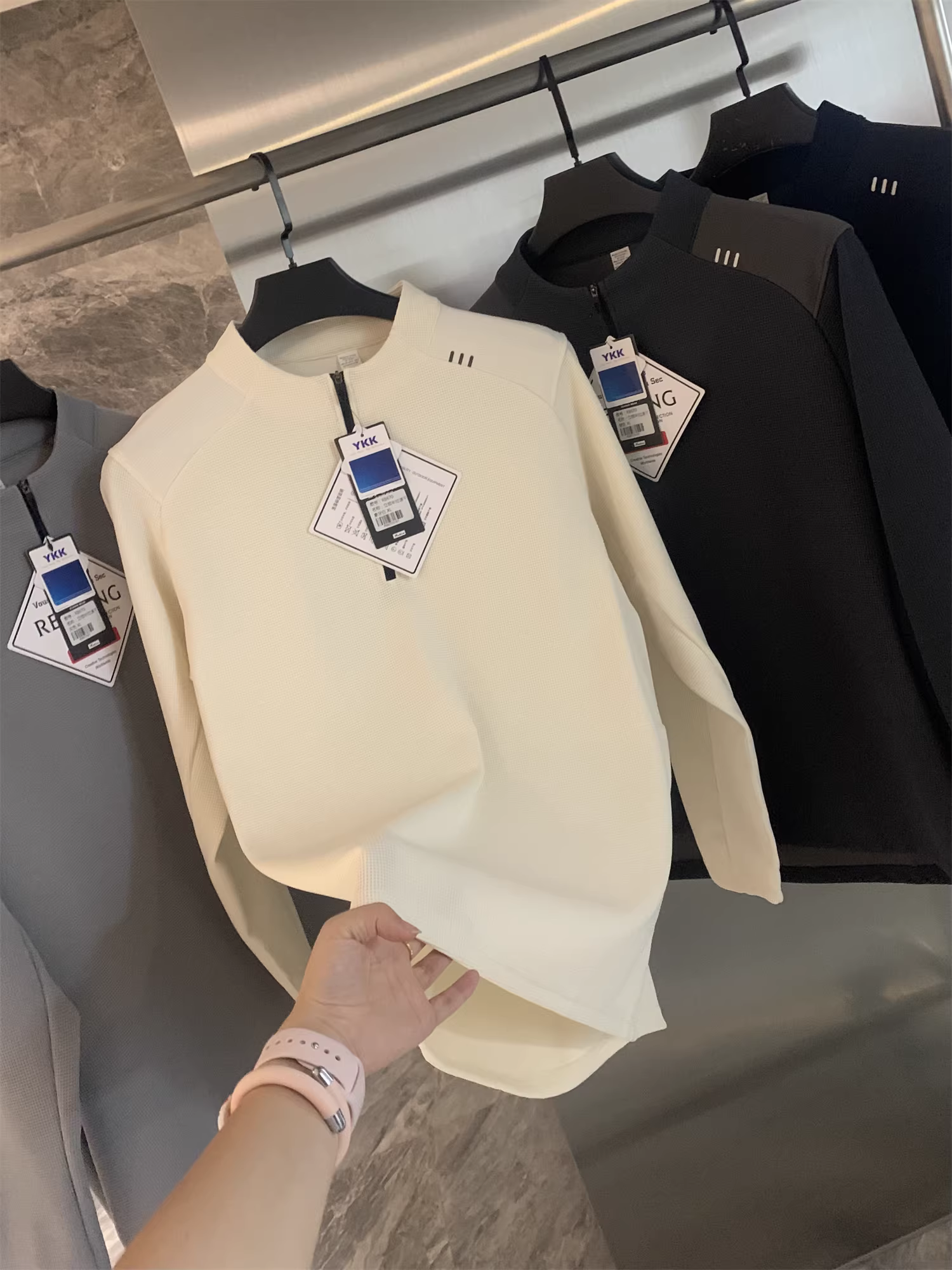 Don Quixote Dòng Áo Thể Thao Ngoài Trời! Nhanh khô và thoáng khí! Áo thun thể thao nam mùa thu, kiểu dáng casual, dài tay, nửa khóa kéo