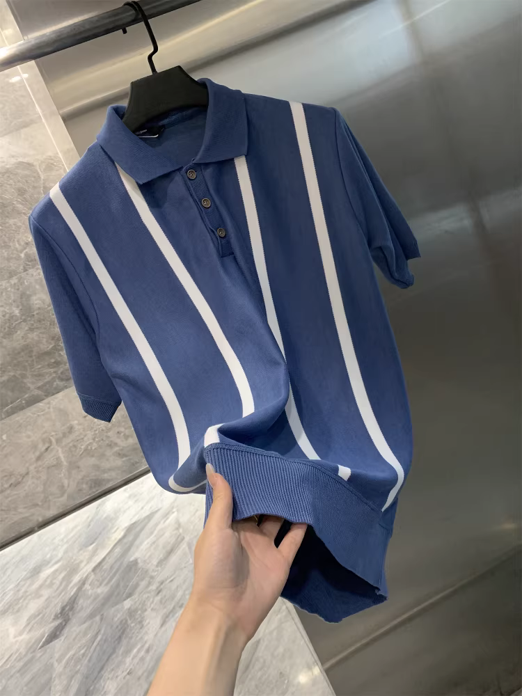 Don Quixote, phong cách yuppie của Anh! Áo sơ mi POLO dệt kim ngắn tay kẻ sọc dọc phối màu theo xu hướng dành cho nam giới mùa hè.
