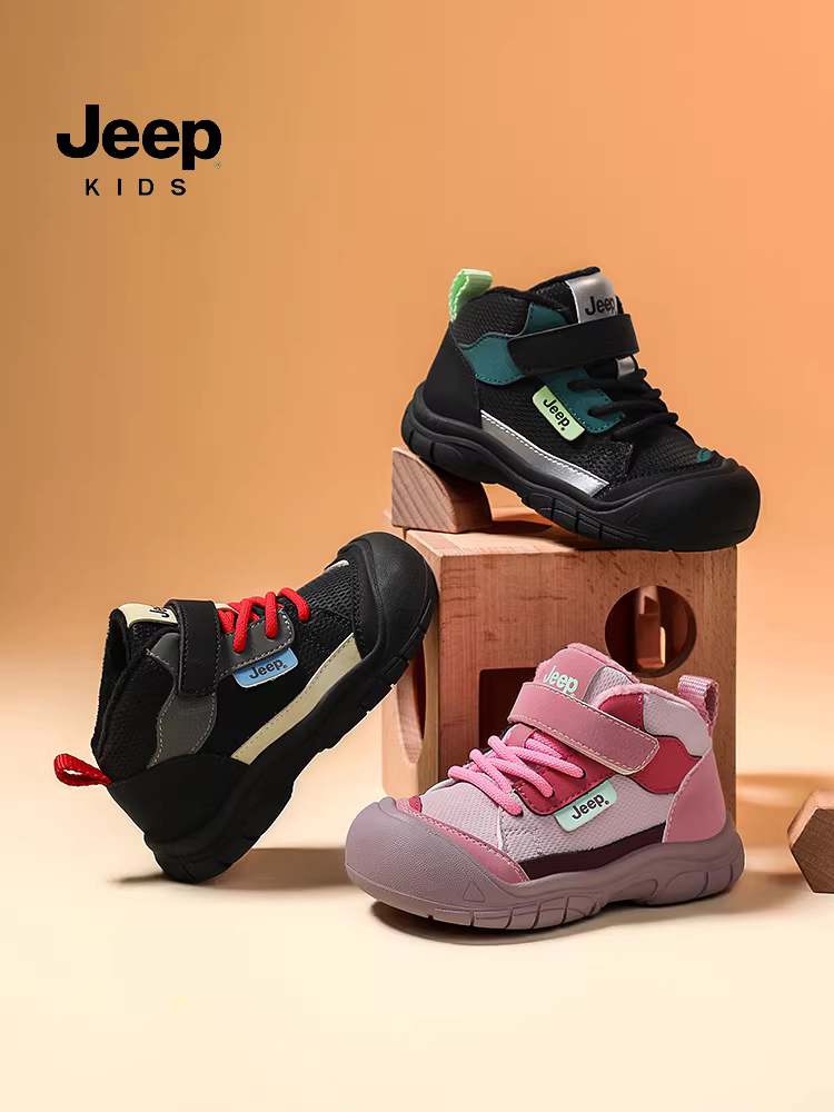 Giày thể thao lót lông cừu cho trẻ em Jeep, giày trẻ em chống trượt và ổn định, giày trẻ mới biết đi mùa đông mới 2025, giày bé trai.