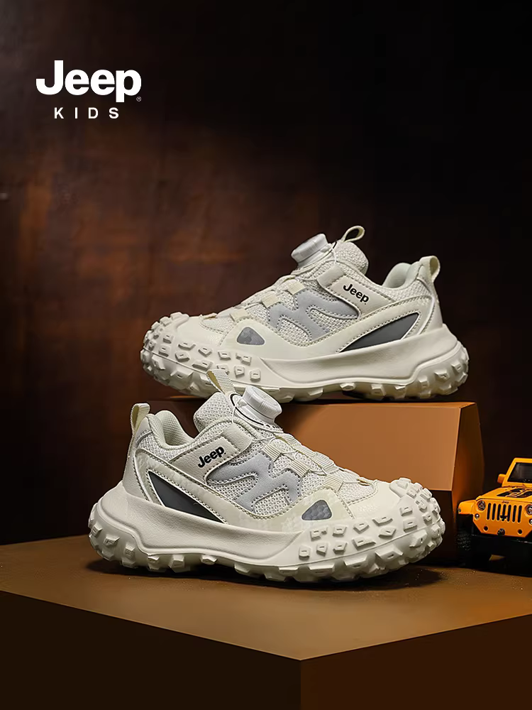 Giày trẻ em Jeep Giày thể thao đế mềm màu trắng dành cho trẻ em Giày thể thao thông thường dành cho bé trai 2025 Giày chạy bộ thoáng khí mùa hè mới dành cho bé gái