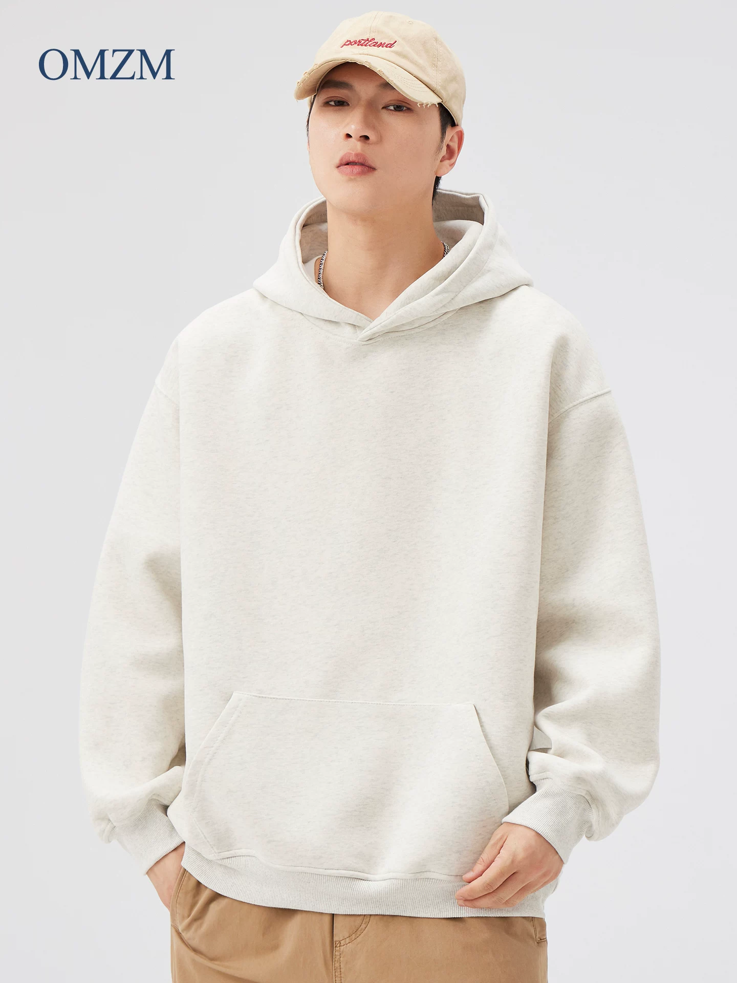 Áo hoodie nam OMZM460G chất liệu dày dặn, kiểu dáng rộng rãi, mặc mùa thu đông, áo khoác kiểu Mỹ, thiết kế gọn gàng.