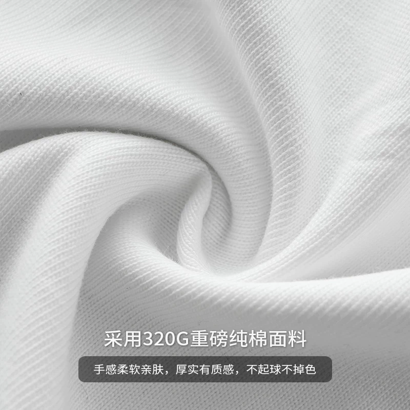 Áo thun nam OMZM320G chất liệu cotton nguyên chất, tay ngắn, kiểu dáng mới hè 2025, họa tiết chữ nổi kiểu Mỹ, tay lửng.