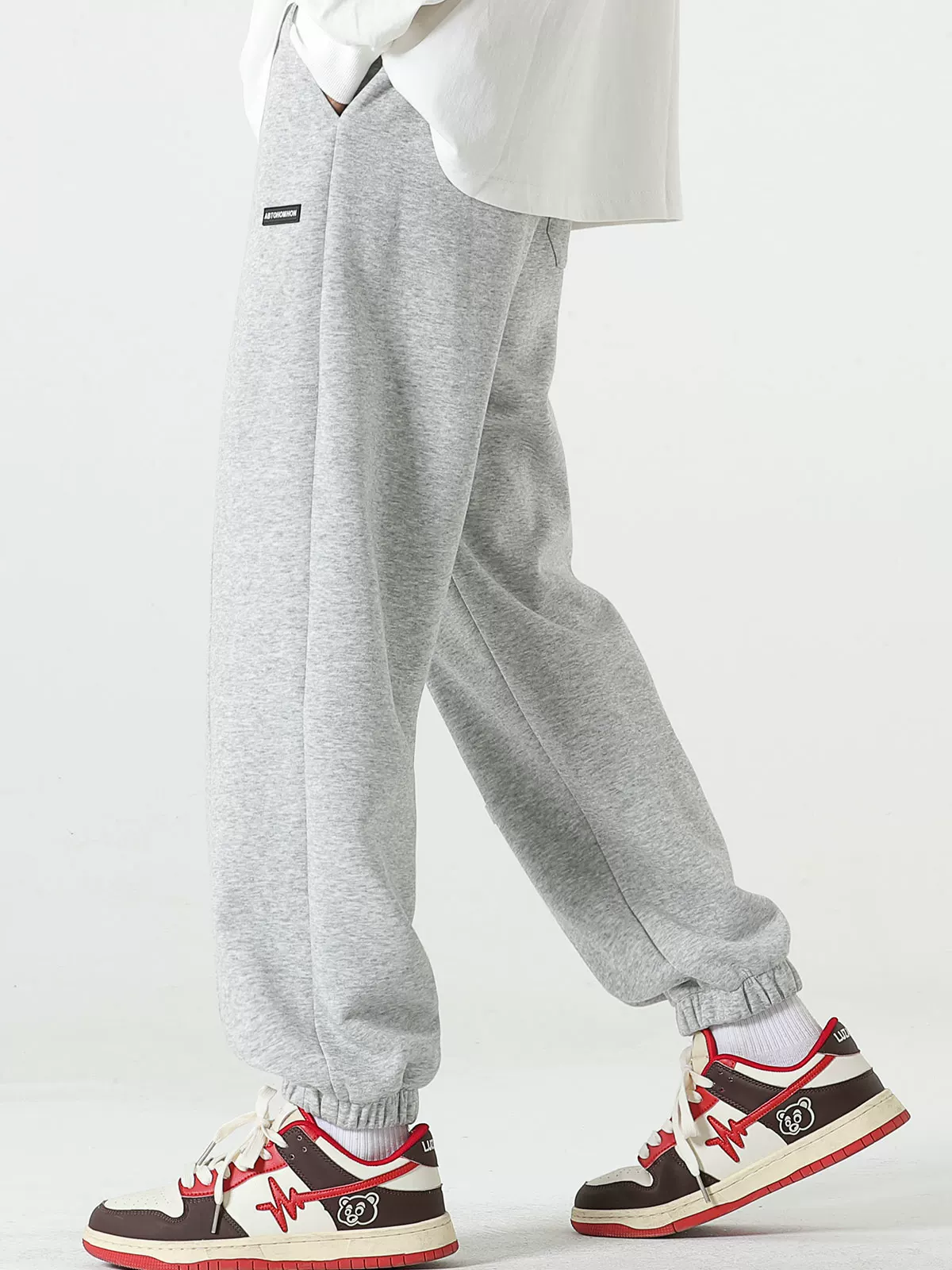 Quần jogger hạng nặng OMZM dành cho nam, quần thể thao màu xám chắp vá phong cách Mỹ mùa thu, quần thể thao rộng rãi dành cho thanh thiếu niên