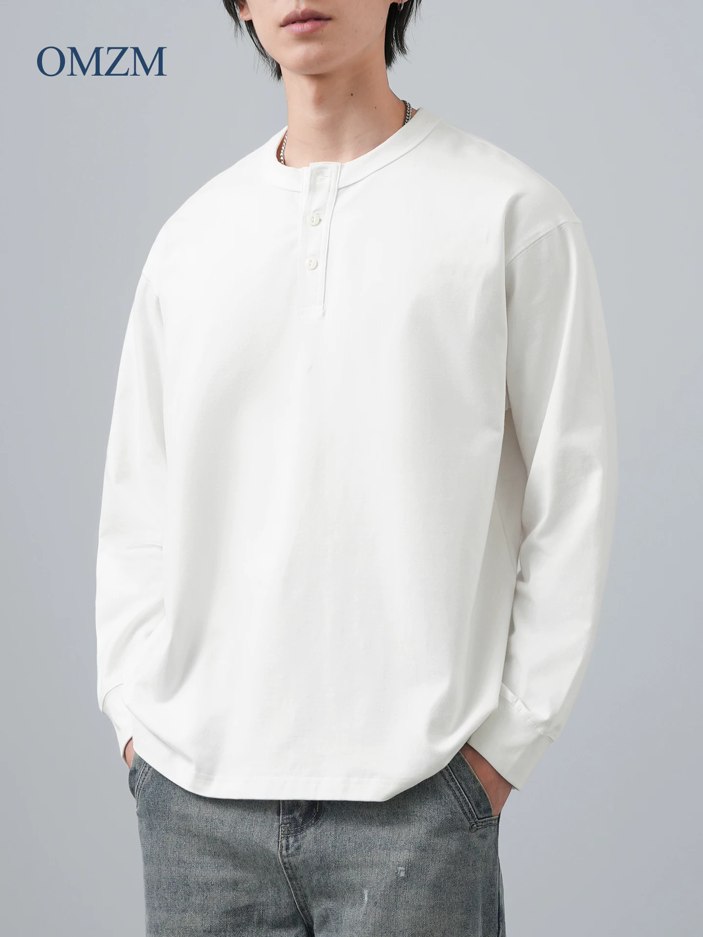 Áo thun nam dài tay cổ trụ hạng nặng OMZM, áo sơ mi trắng đơn giản phong cách Mỹ mùa thu, áo chui đầu dáng rộng thông thường.