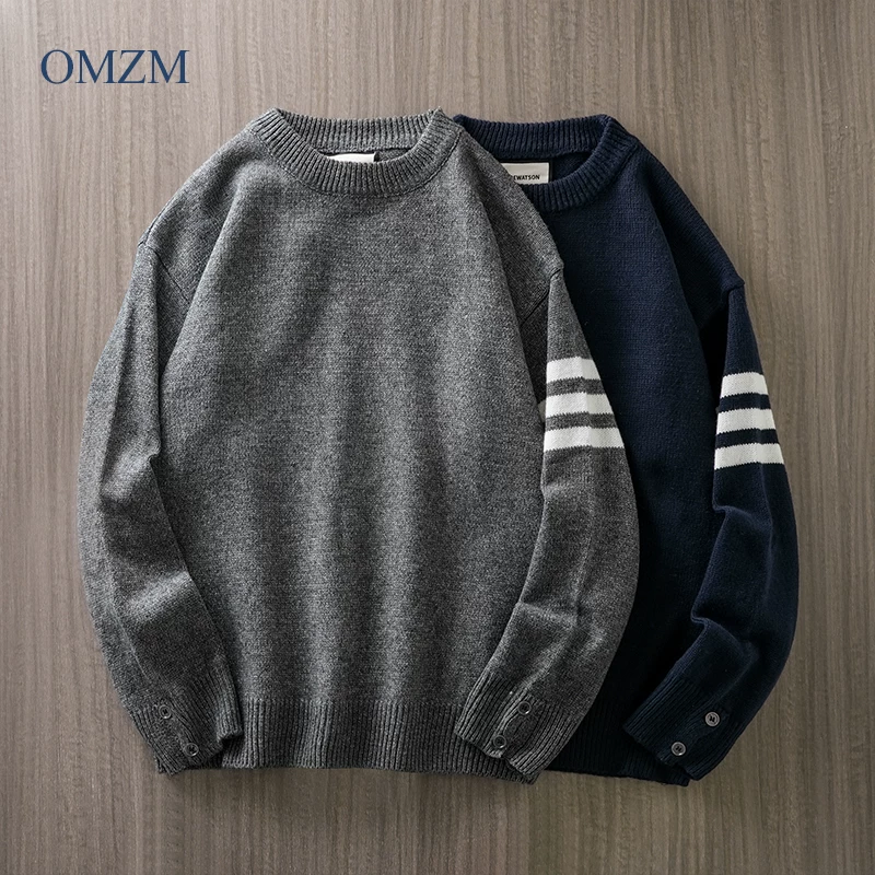 Áo len cổ tròn ba sọc OMZM dành cho nam, áo len dệt kim dày dặn ấm áp mùa đông, áo len dệt kim dáng rộng và giản dị.