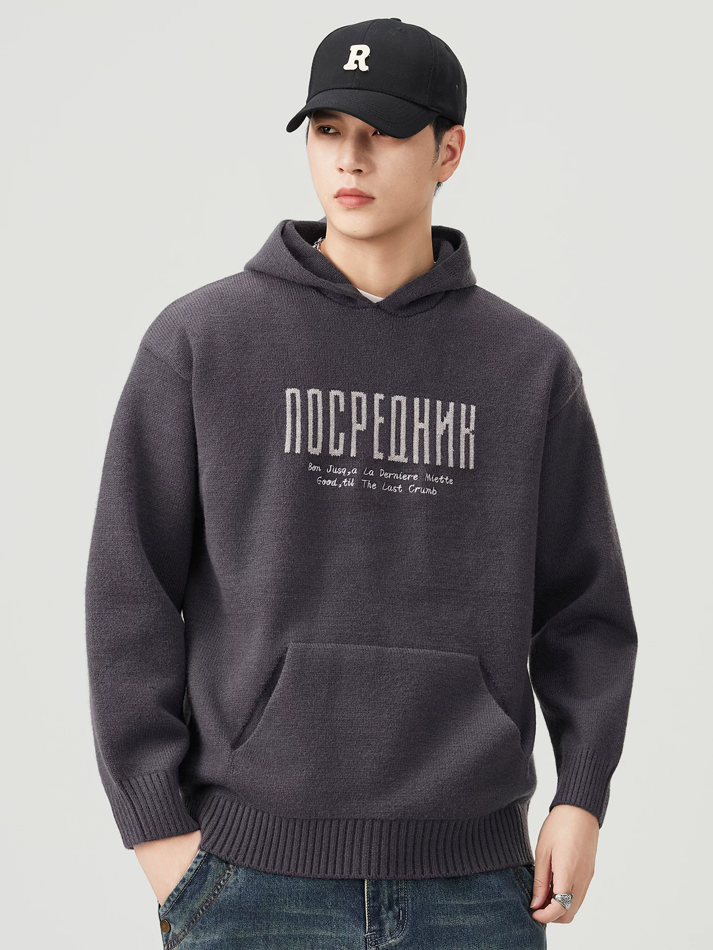 Áo len dệt kim có mũ trùm đầu OMZM dành cho nam, áo len chui đầu in chữ nặng kiểu Mỹ mùa thu đông, áo thun chui đầu kiểu dáng lười biếng