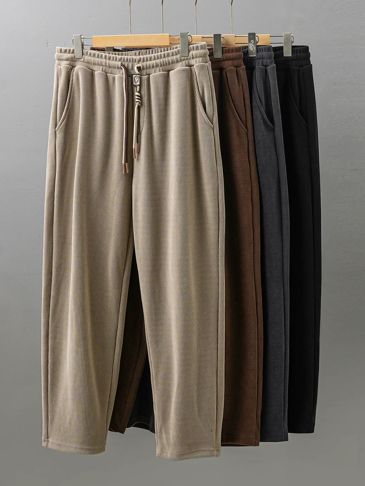 Quần thể thao ống đứng OMZM chenille dành cho nam, mùa thu đông 2023 quần thể thao dáng rộng mới có lông cừu, quần dài dáng suông thông thường