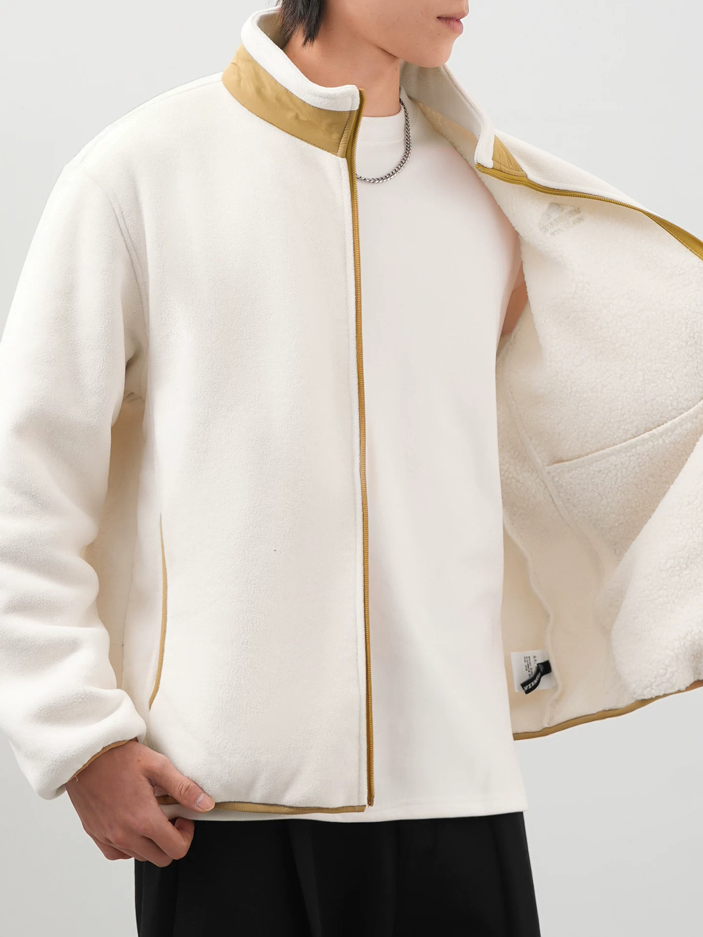 Áo khoác cotton lông cừu kiểu Mỹ OMZM dành cho nam giới trong mùa đông, phối màu chắp vá, lót lông cừu, áo khoác cổ đứng ấm áp, quần áo cotton thêu rộng rãi.