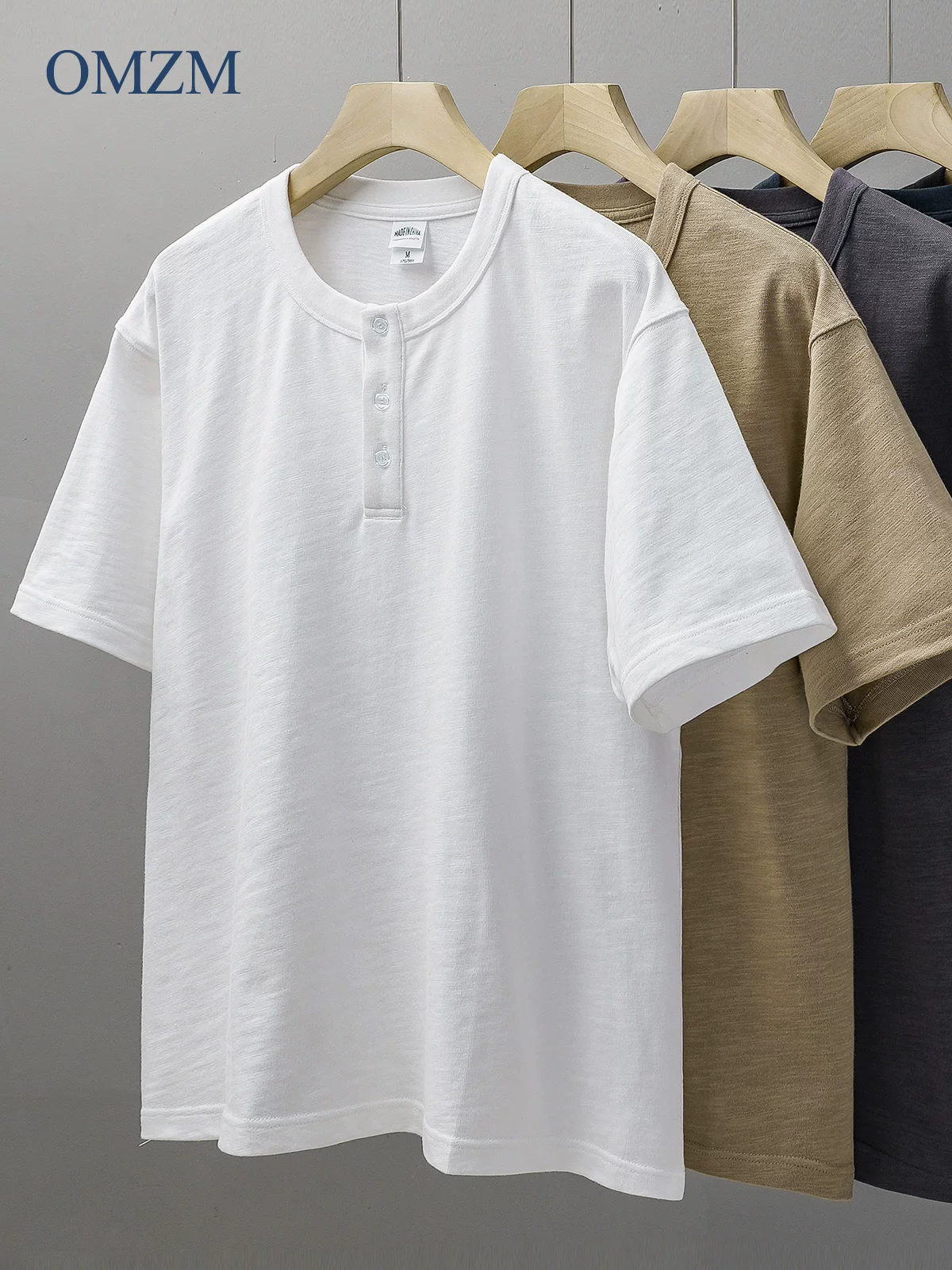 Áo thun cổ henley màu trắng tinh khiết 400G dành cho nam, áo henley cotton nguyên chất tay ngắn, phong cách chàng trai mạnh mẽ kiểu Mỹ, áo thun may ba lớp cho mùa hè.