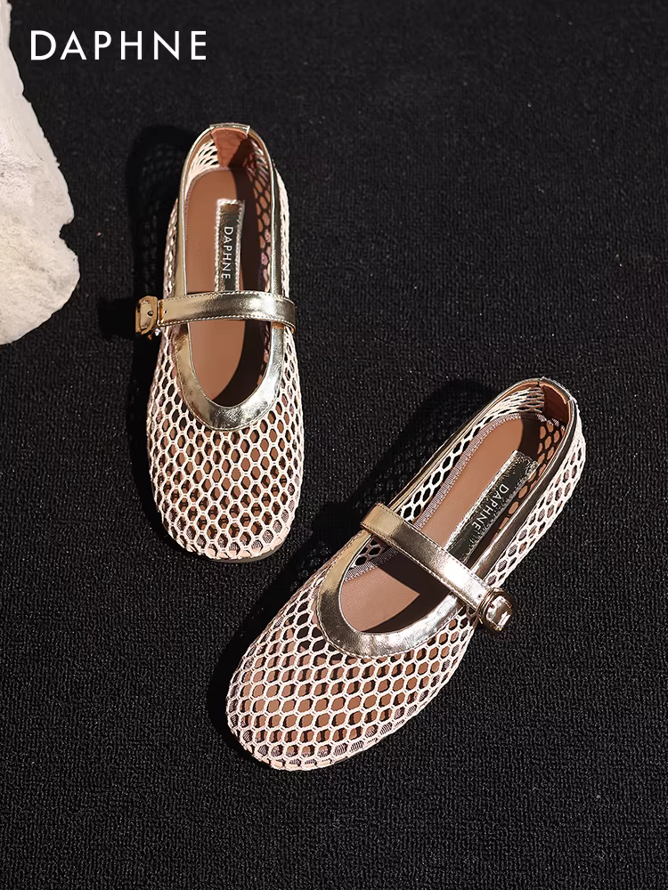 Giày Mary Jane Daphne Gold Hollow dành cho nữ, kiểu mới mùa hè 2025, giày bệt, giày đơn, dép lưới nữ.