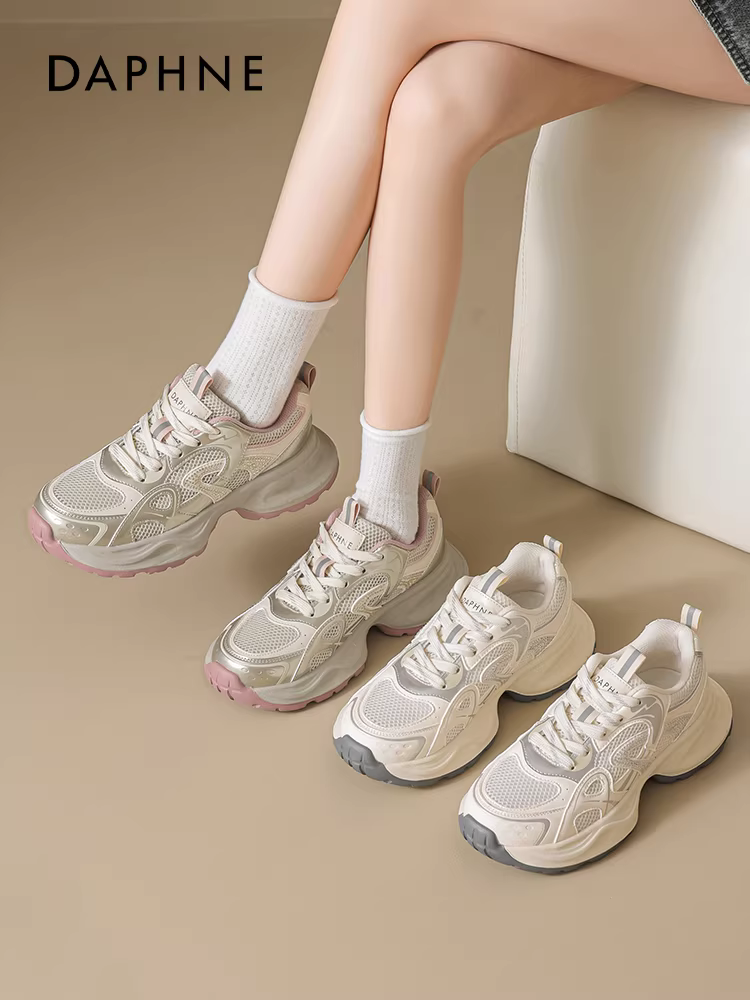 Giày bố đế dày Daphne dành cho nữ, kiểu mới thu đông 2025, kiểu dáng châu Âu, chất liệu lưới thoáng khí, giày thể thao, giày thường.